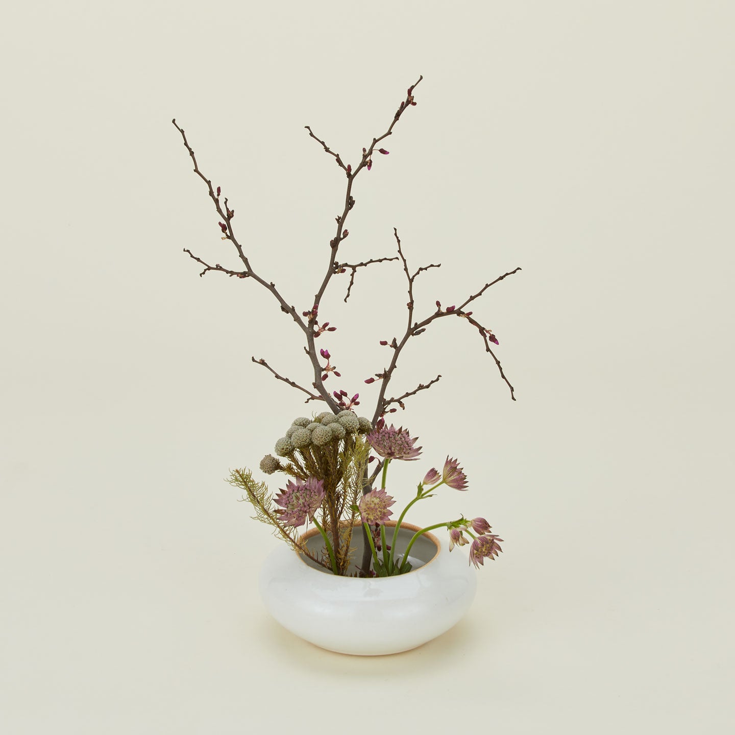 Stoneware Ikebana Vase in White in Large size with flowers.