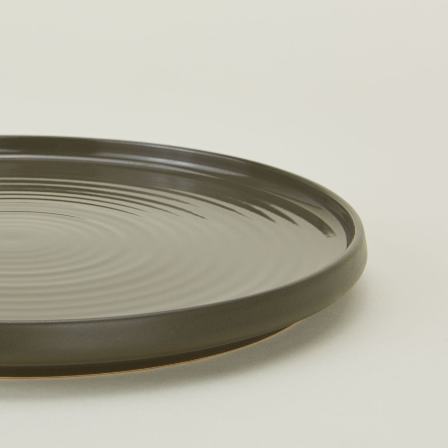 Close up of Essential Dinner Plate in Olive.
