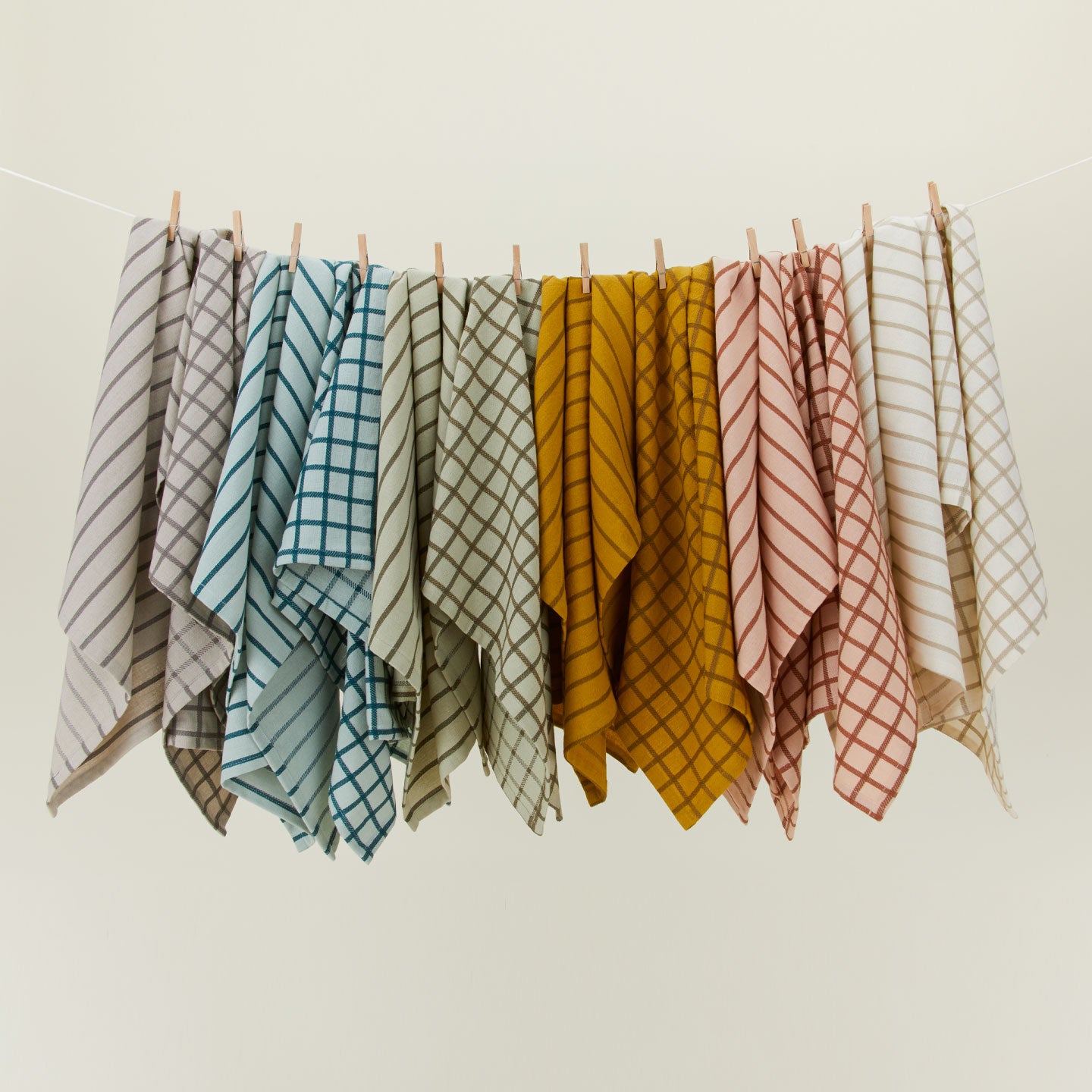 Essential Yarn Dyed Dish Towel, Set of 2 - Blush/Terracotta