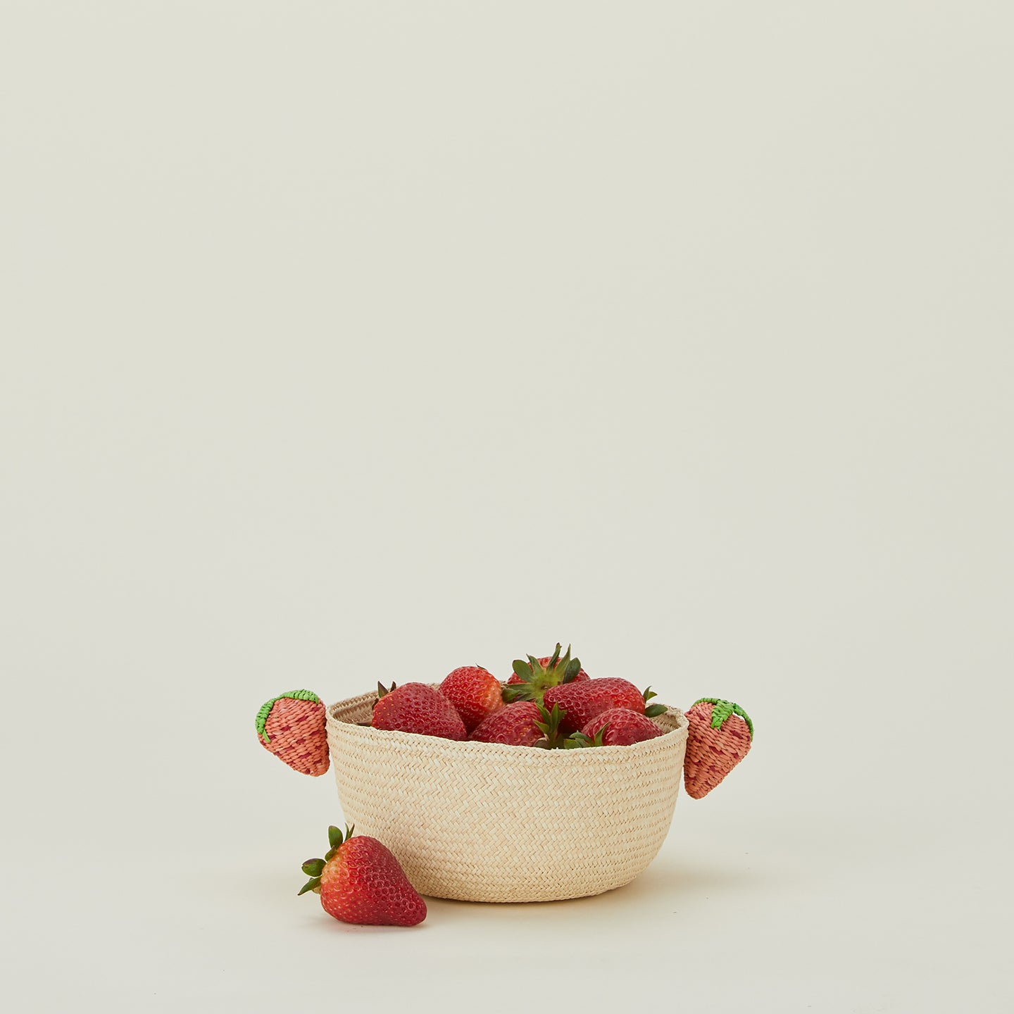 Woven Fruit Basket - Strawberry