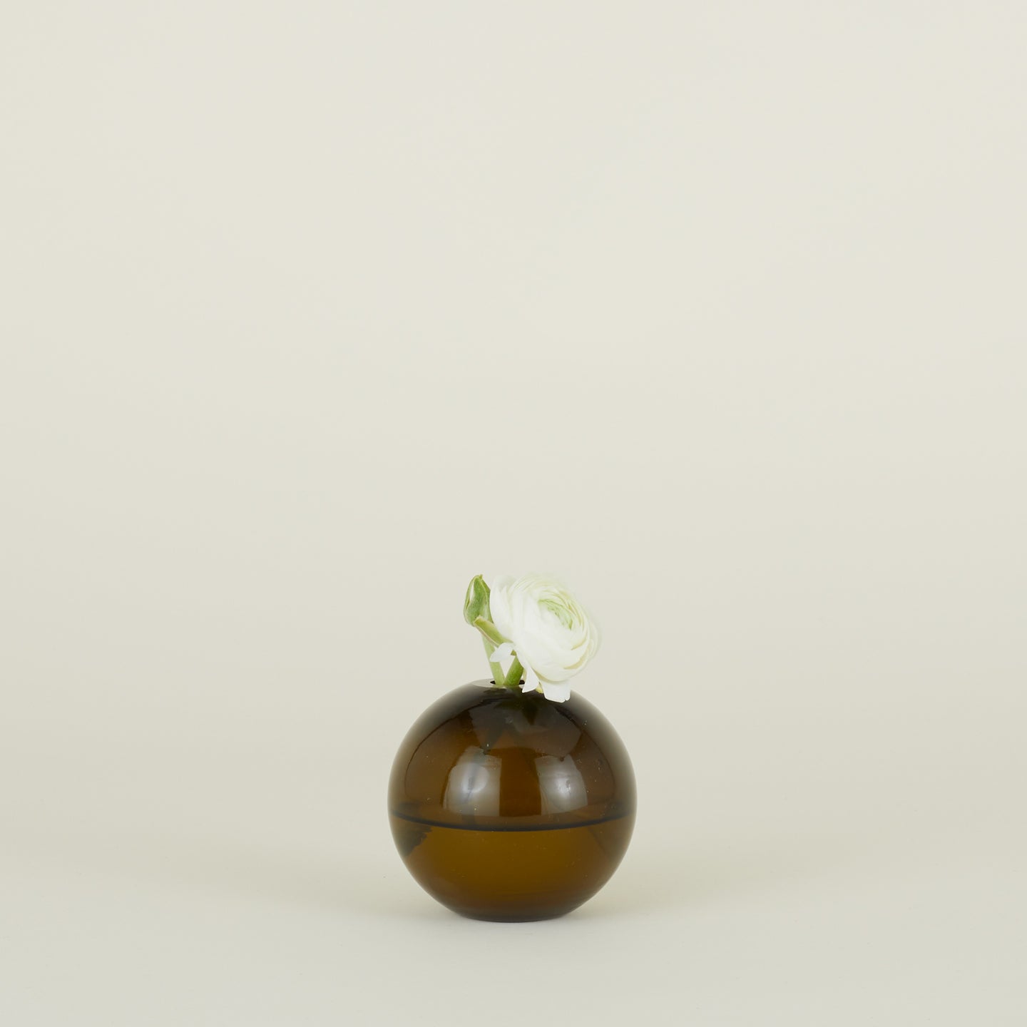 Small aurora vase in olive with florals