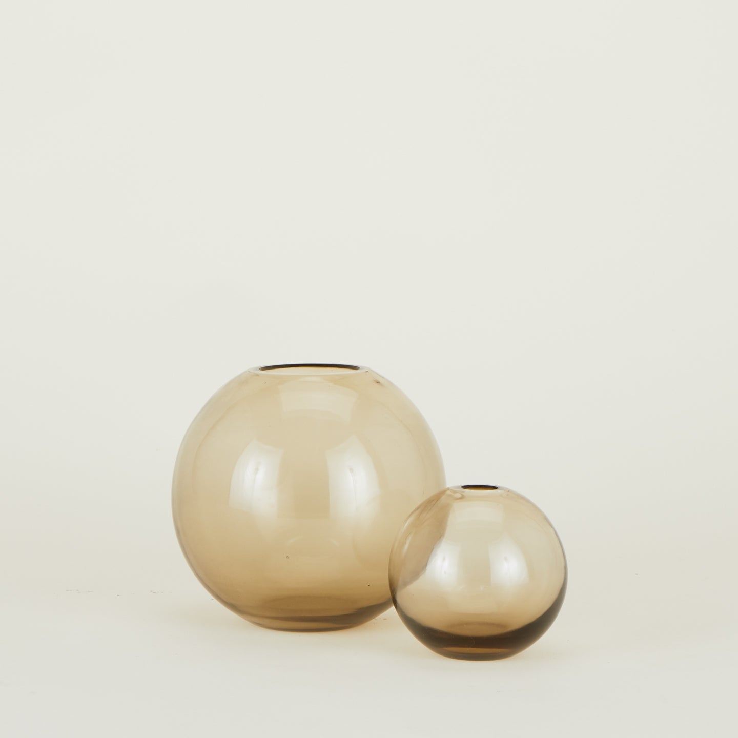 Aurora sphere vase family in smoke