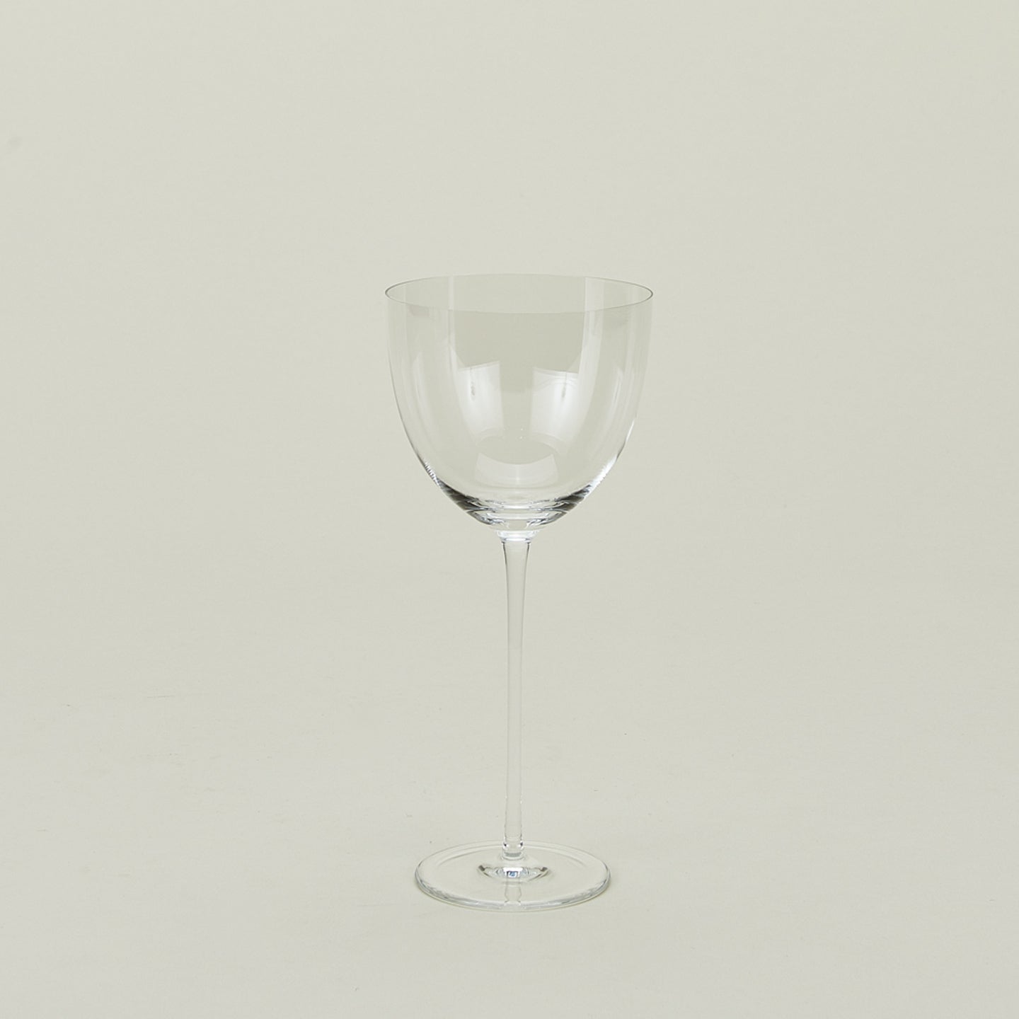 Crystalline wine glass