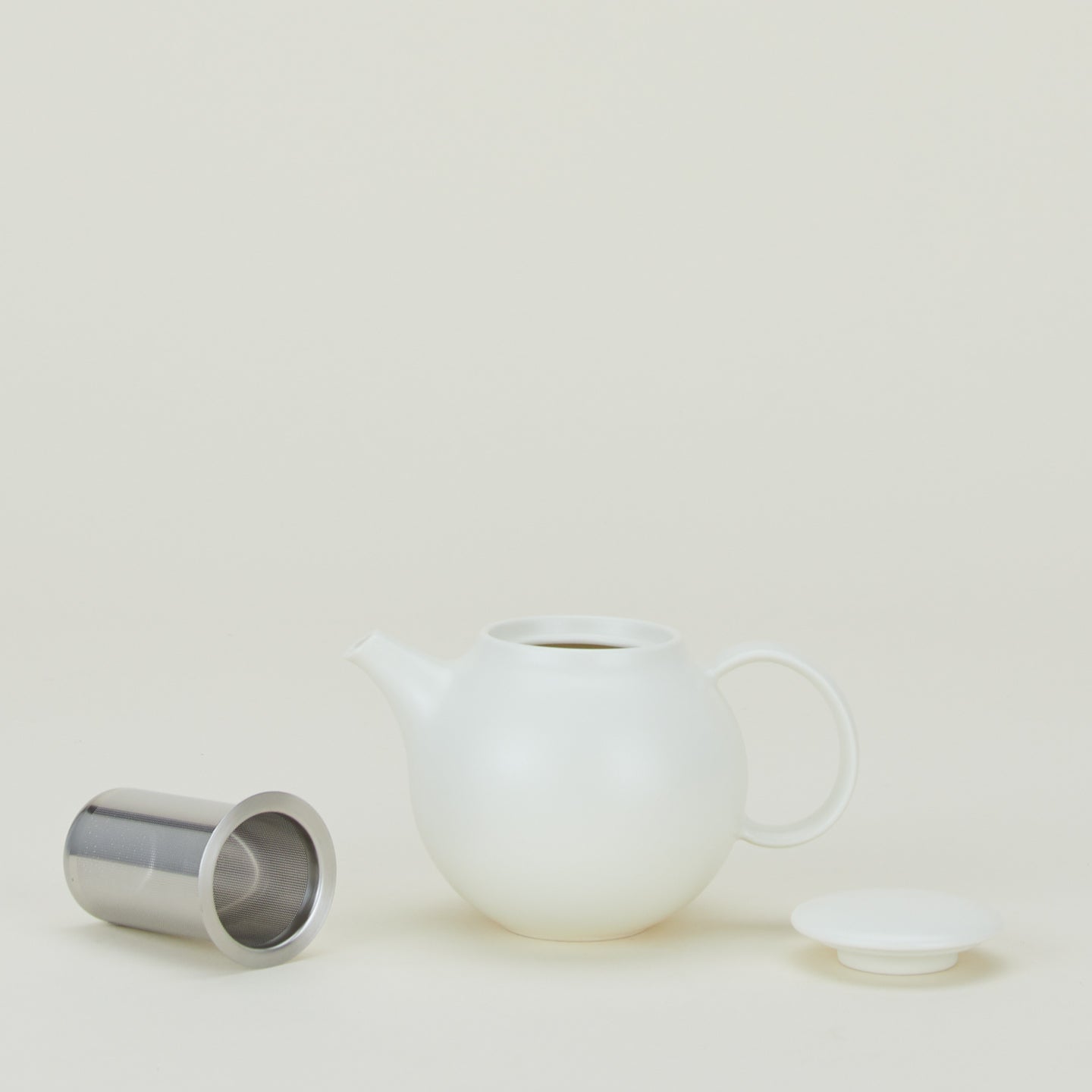 Kinto pebble tea pot