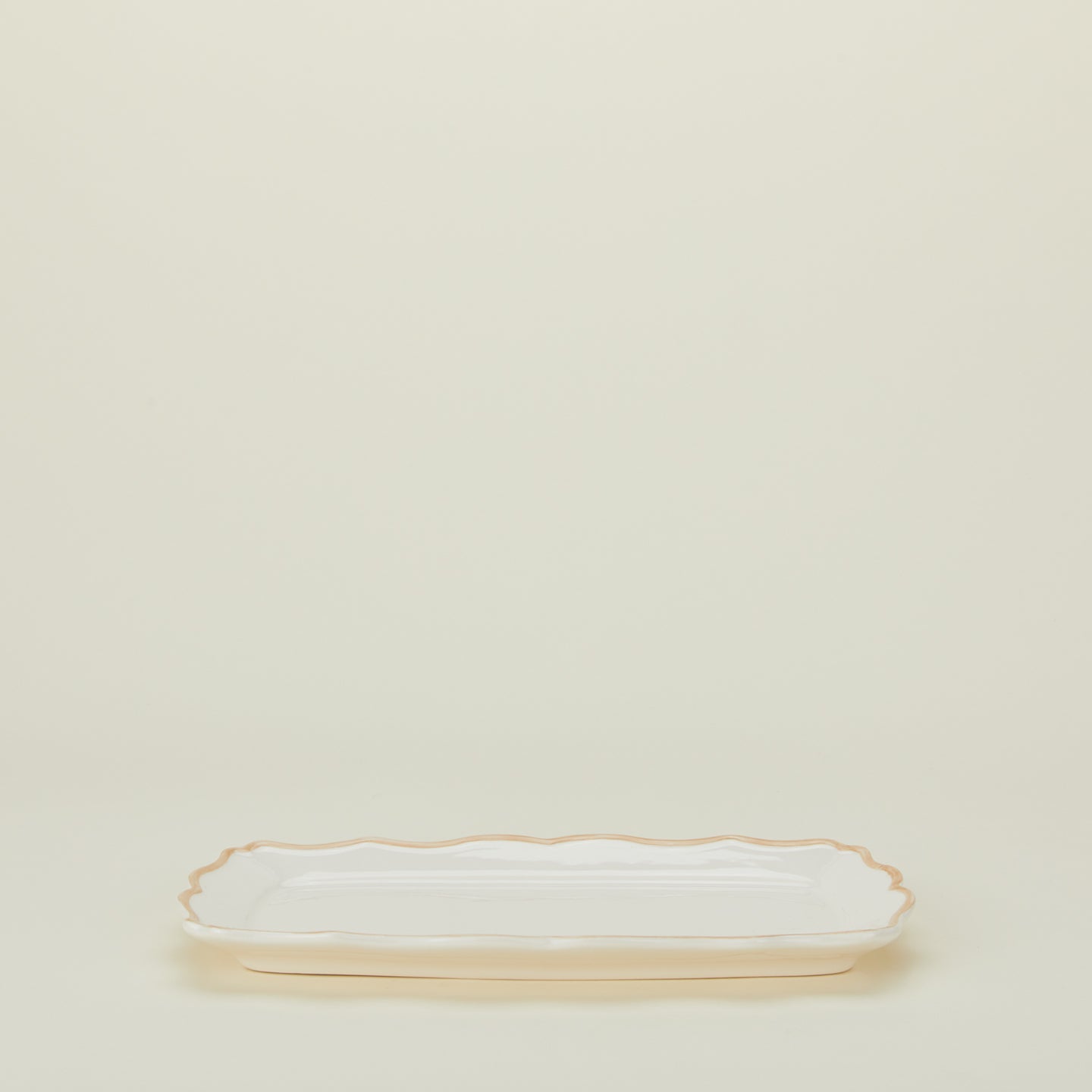 Ogee edge rectangular tray