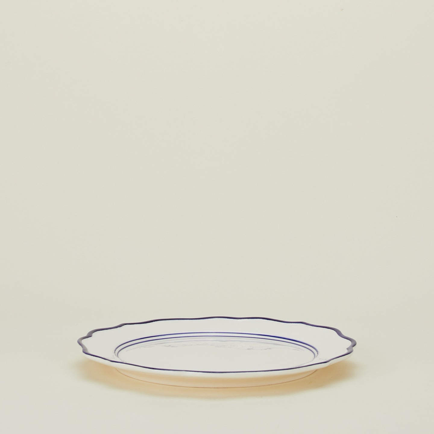 Maison Madison ogee edge round platter