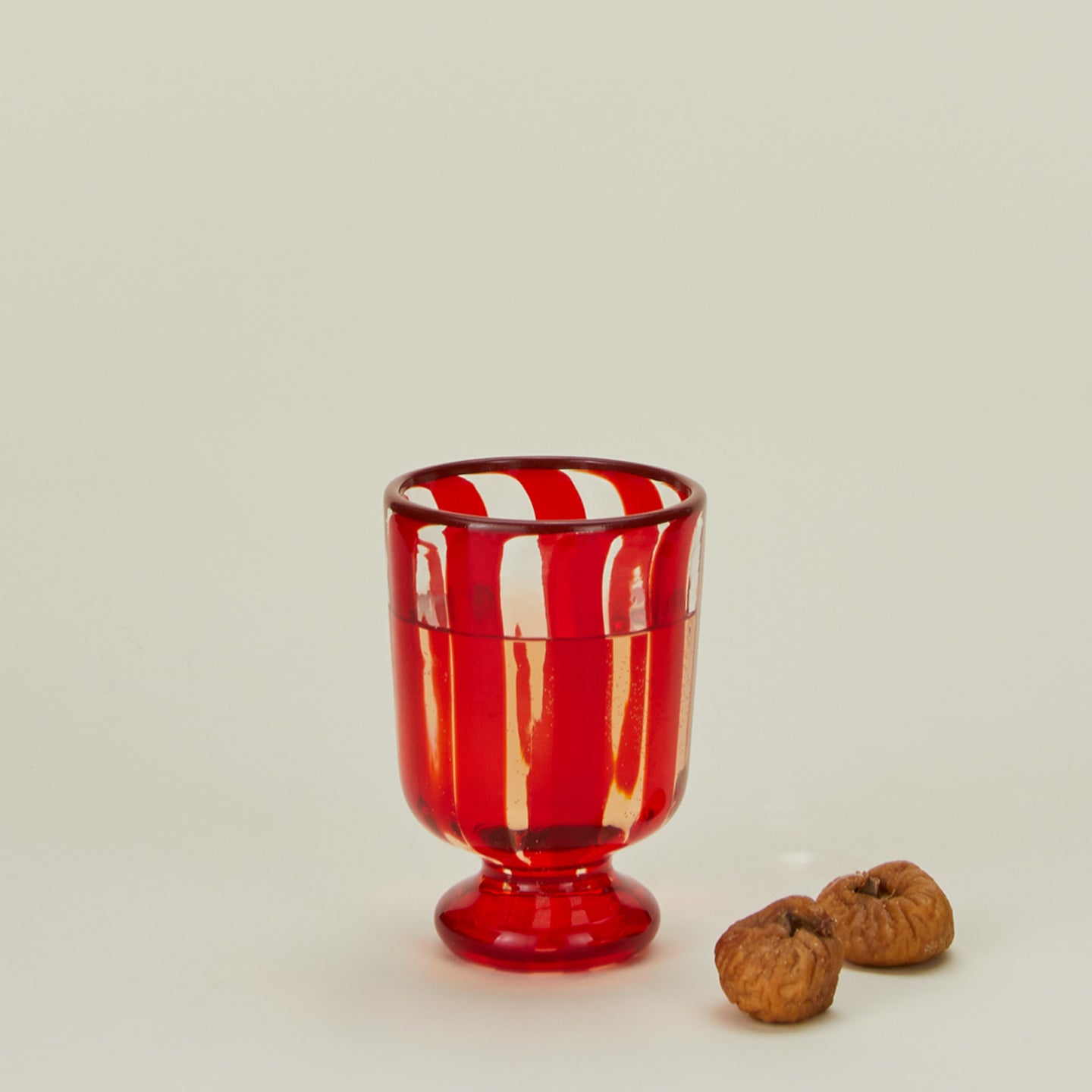 Striped wine glass in red