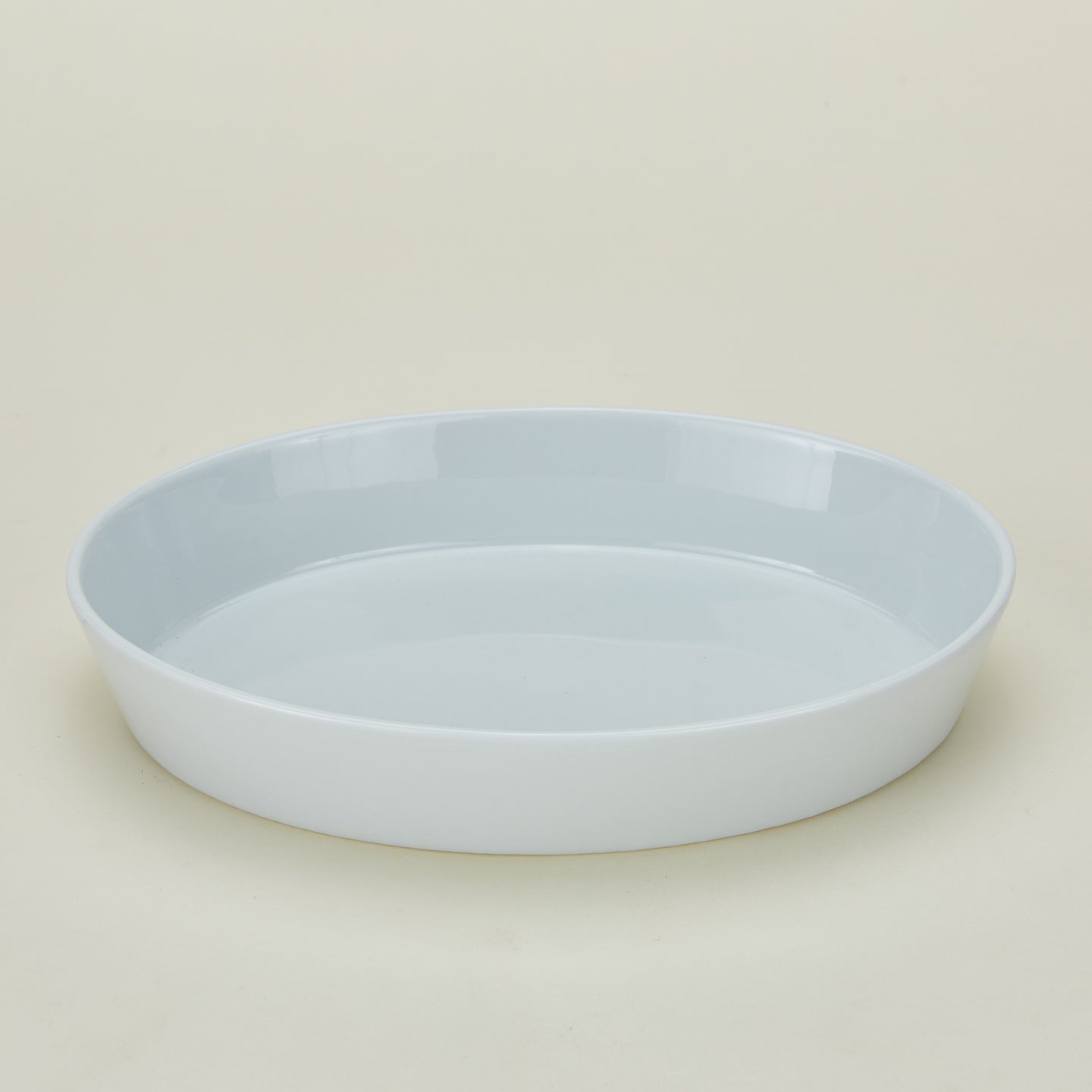 Large porcelain deep oval baker in white