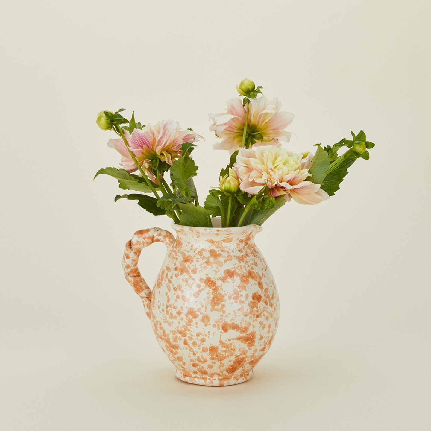 Splatter cigno jug in tan and ivory with florals