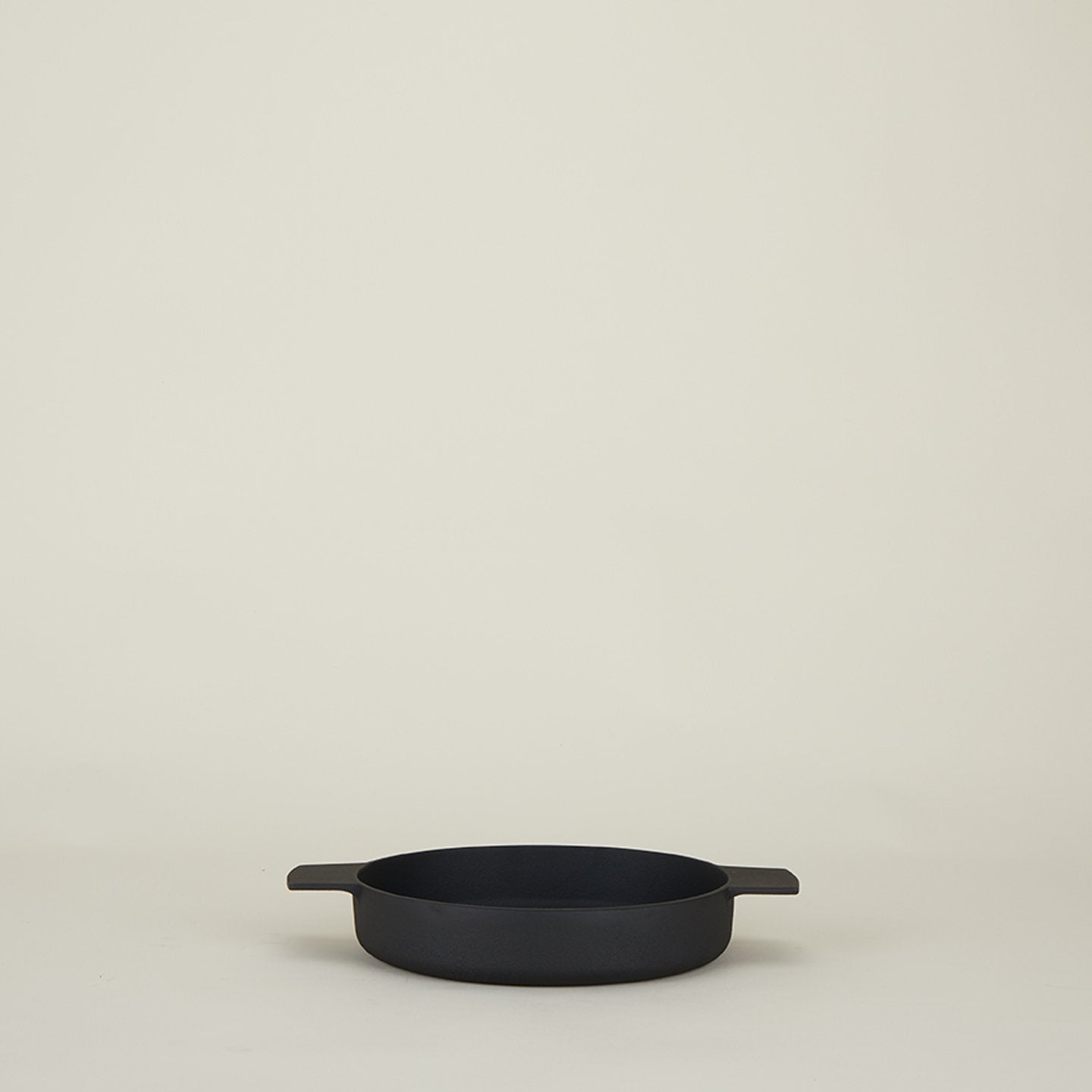 Cast Iron Casserole Pan