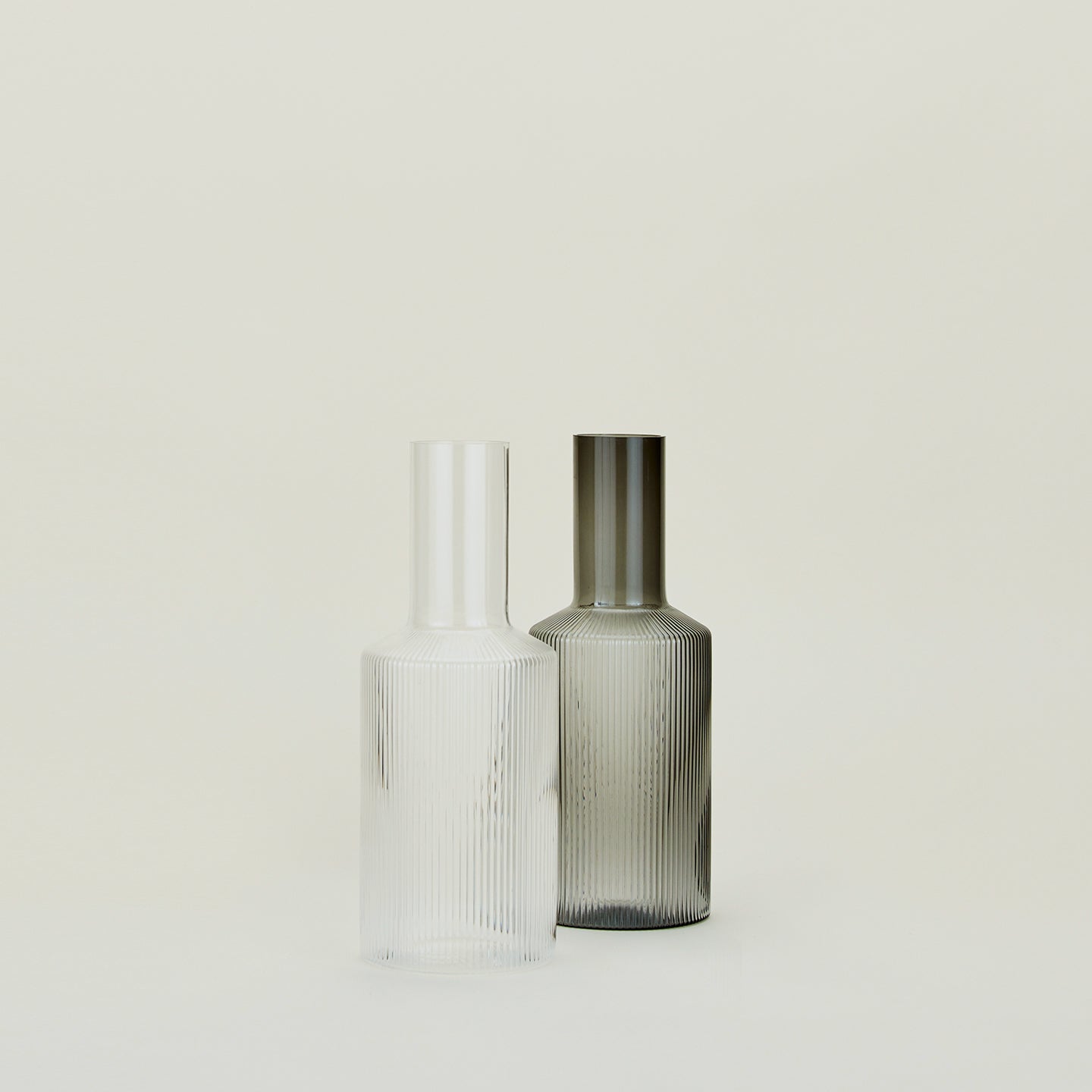 Ripple Carafe - Grey