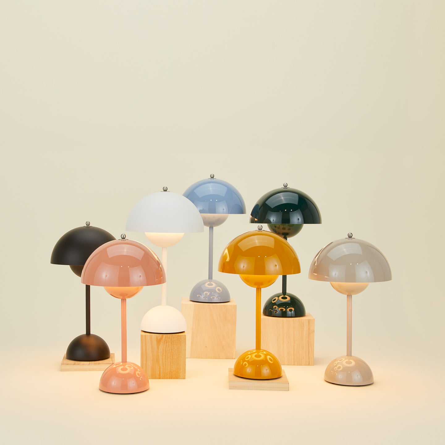 Flowerpot Portable Lamp - Blush