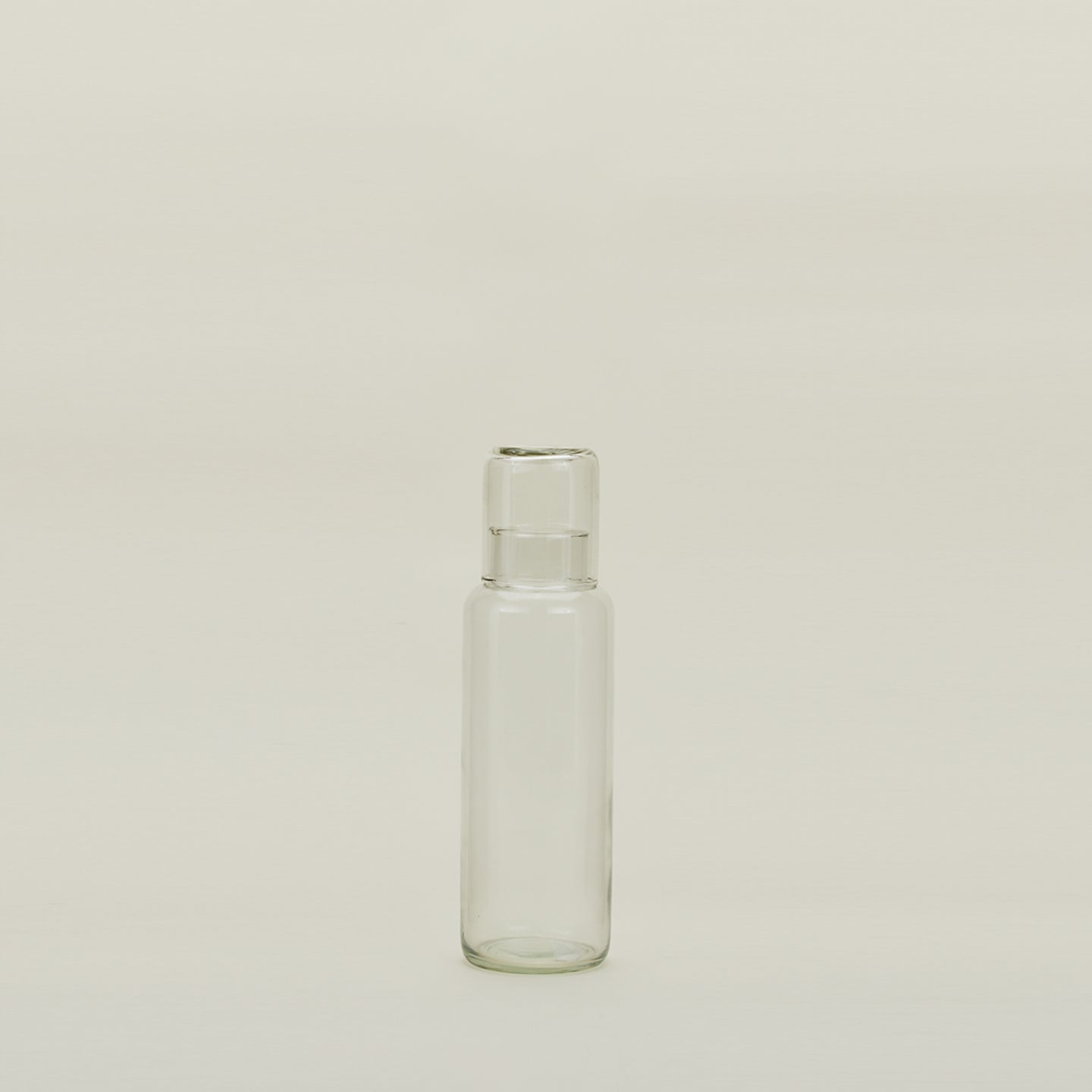 Column Carafe + Glass
