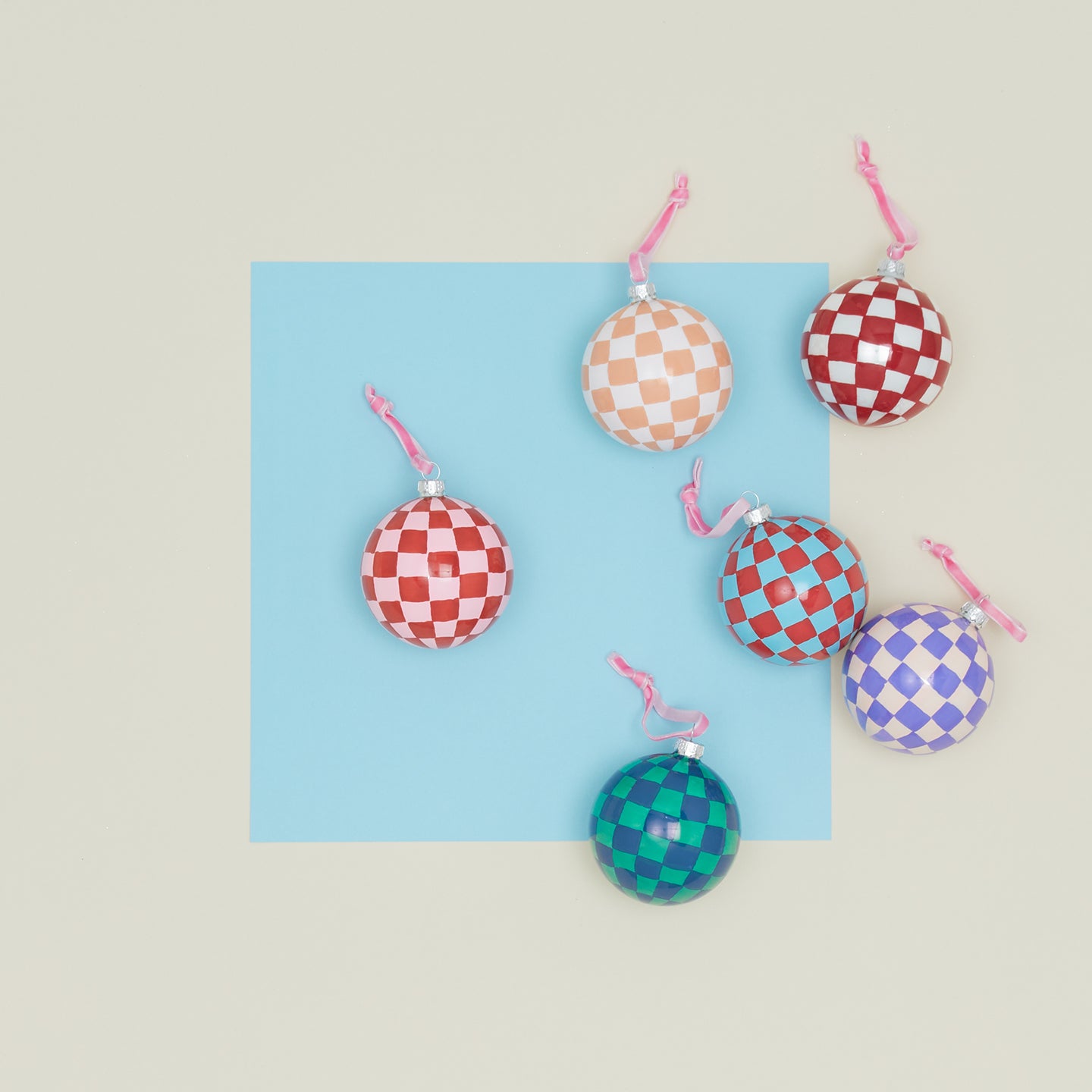 Checked Bauble Set