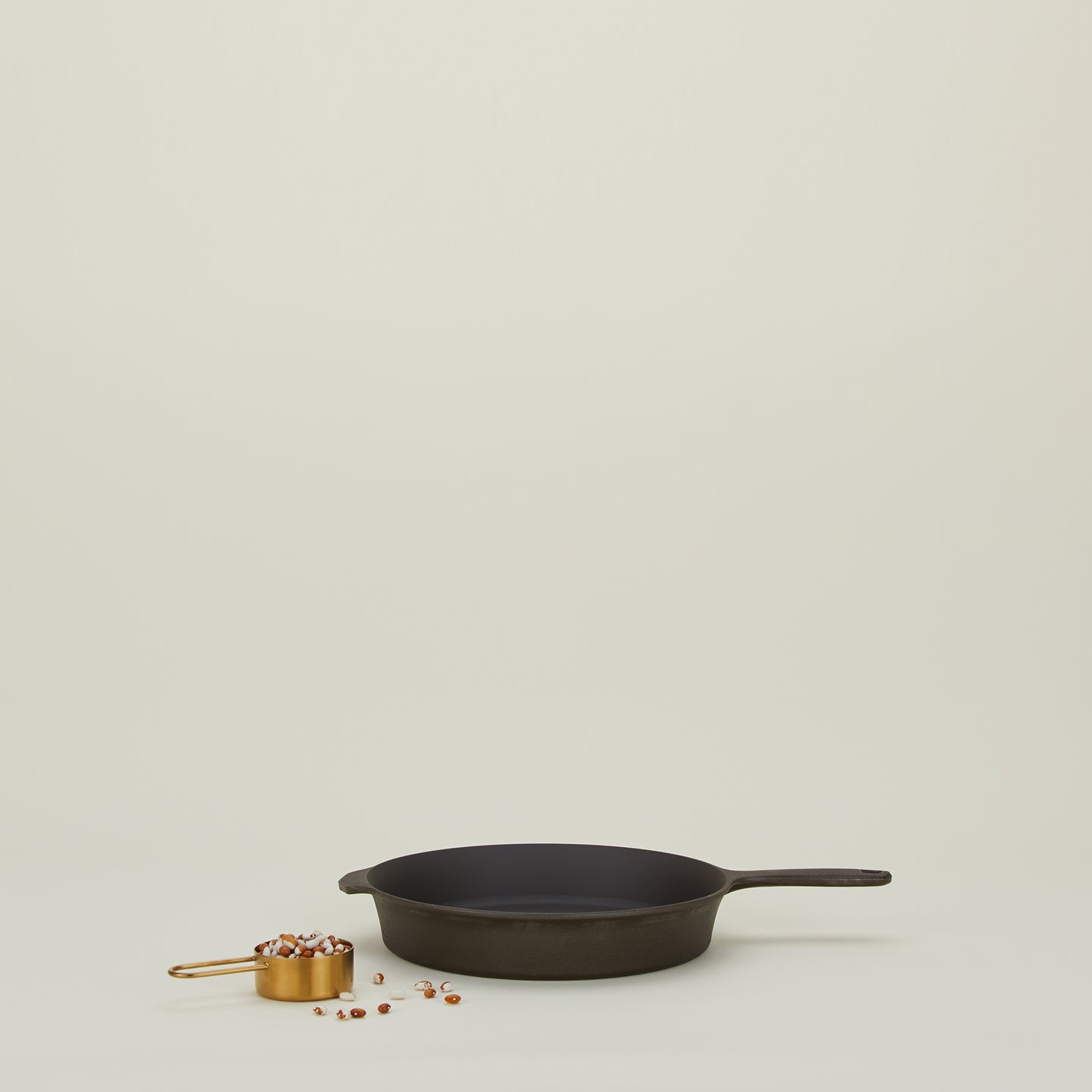 Cast Iron Cookware - Medium