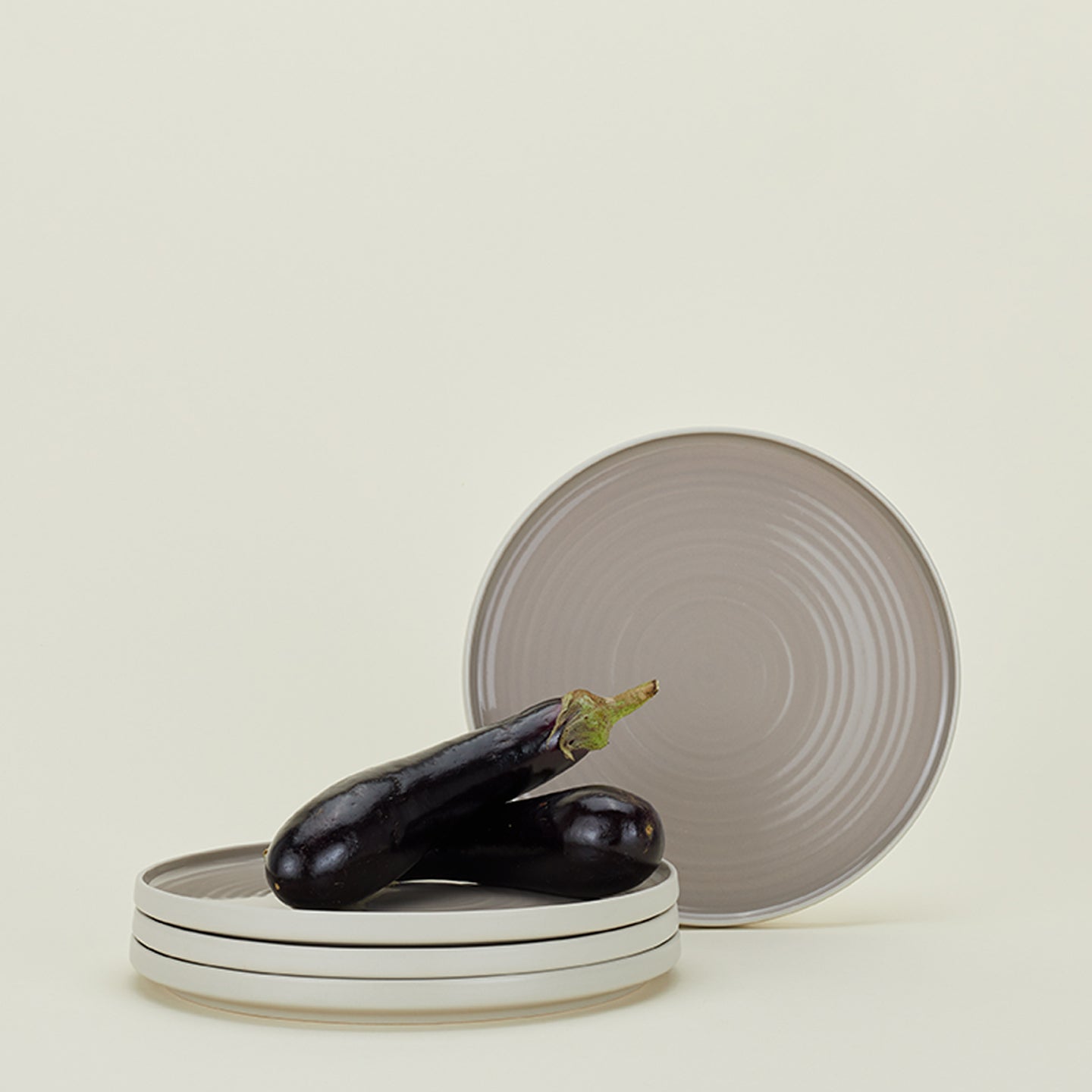 Essential Dinner Plate, Set of 4 - Light Grey