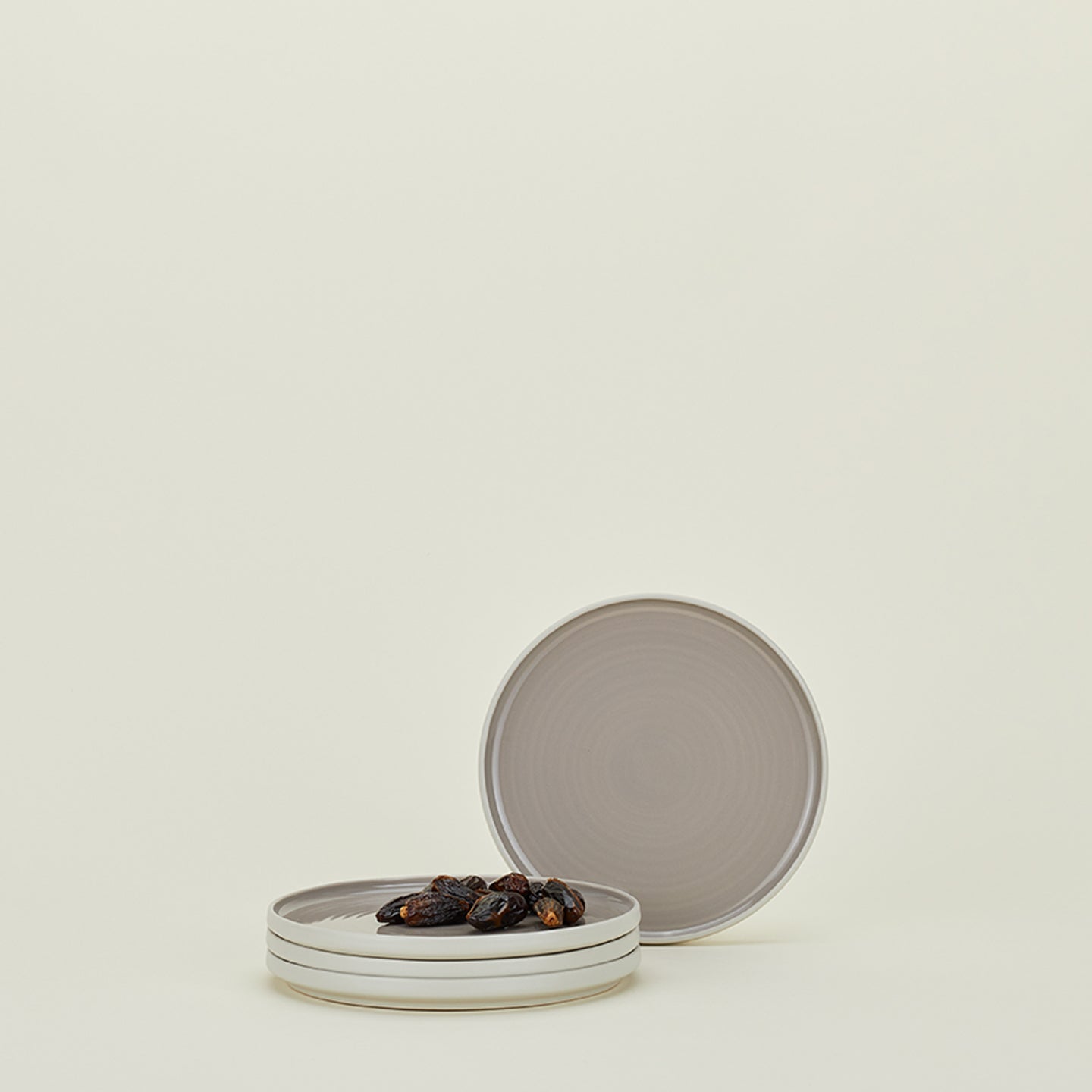 Essential Salad Plate, Set of 4 - Light Grey