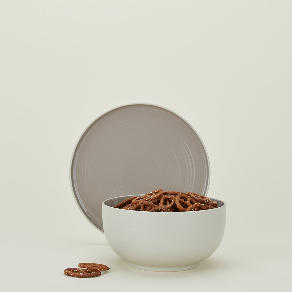 Essential Serveware, 2 Piece Set Light Grey Hawkins New York