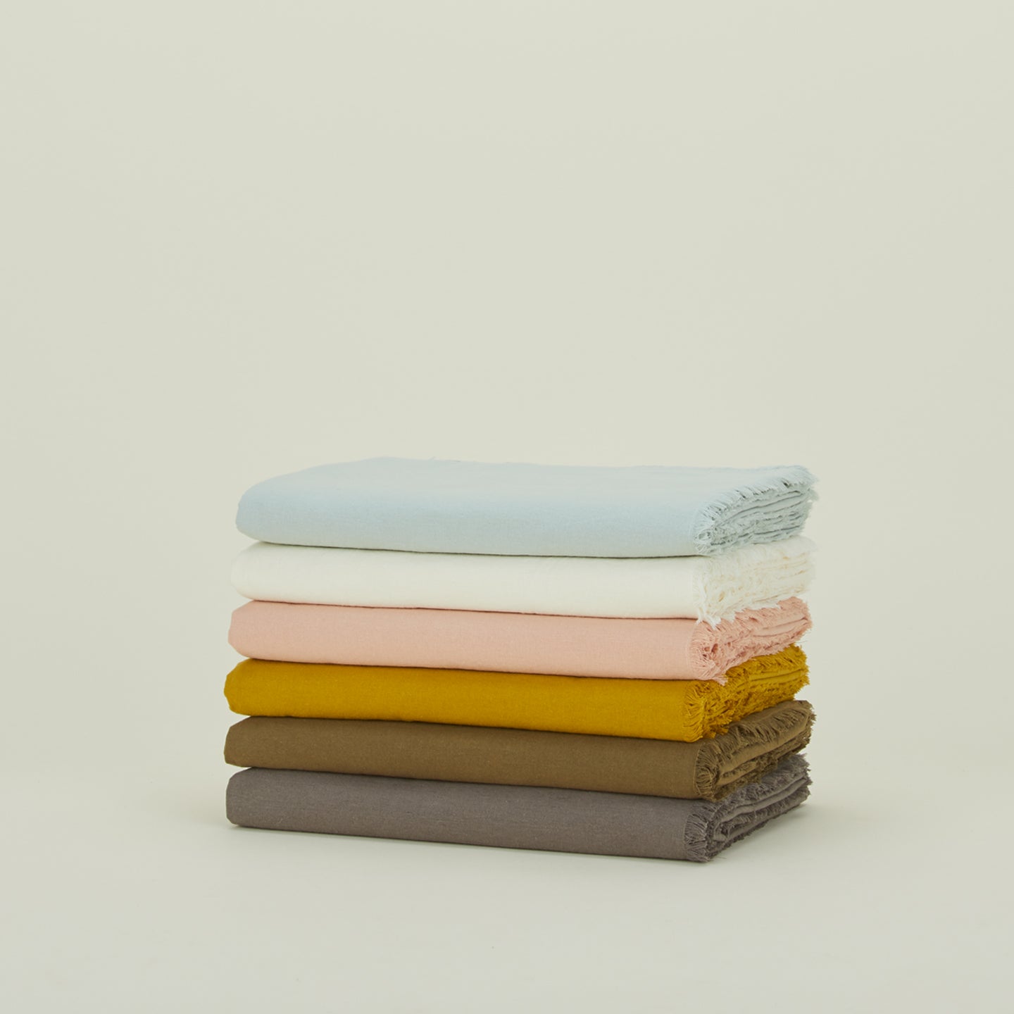 Essential Cotton Tablecloth Group