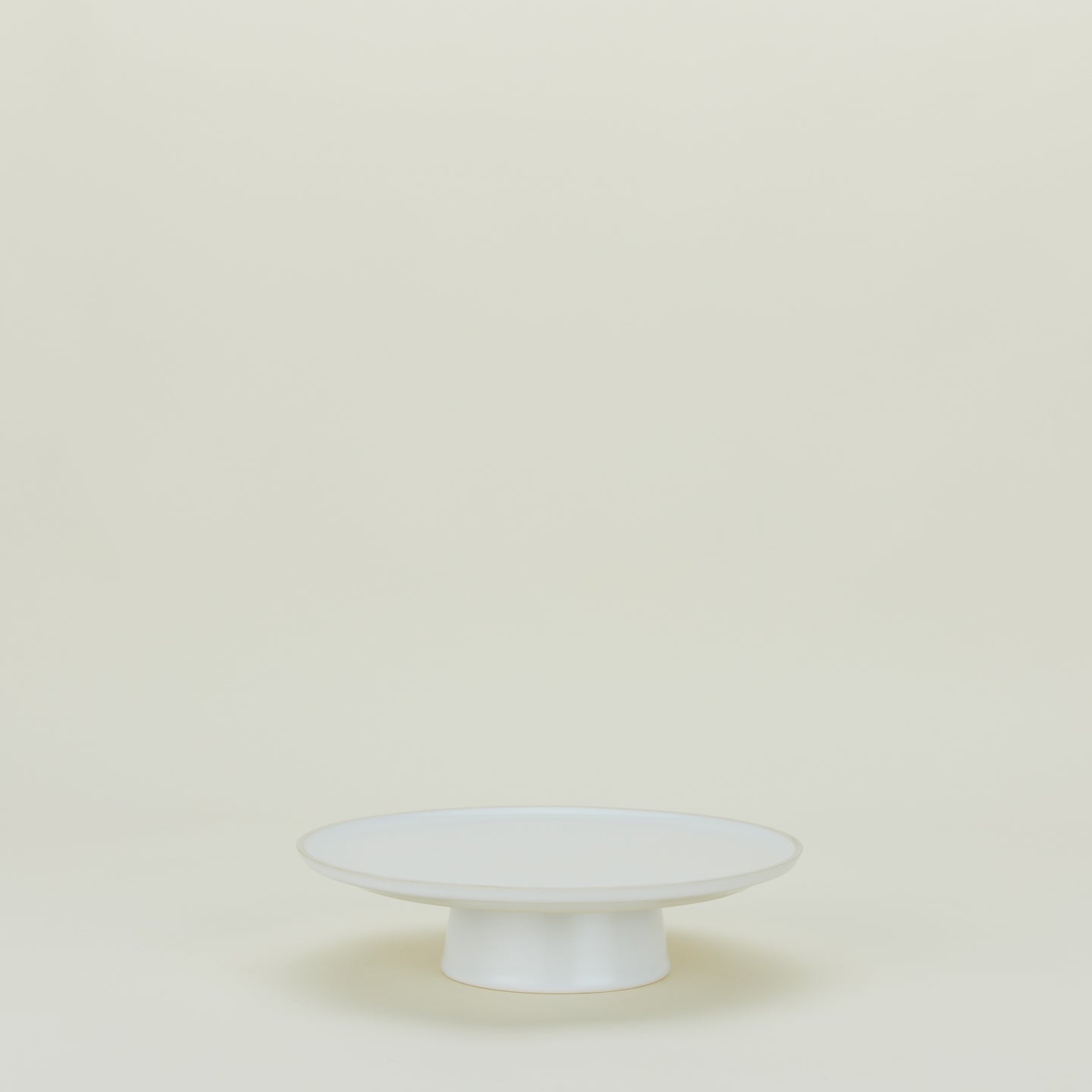 Modernist Cake Plate