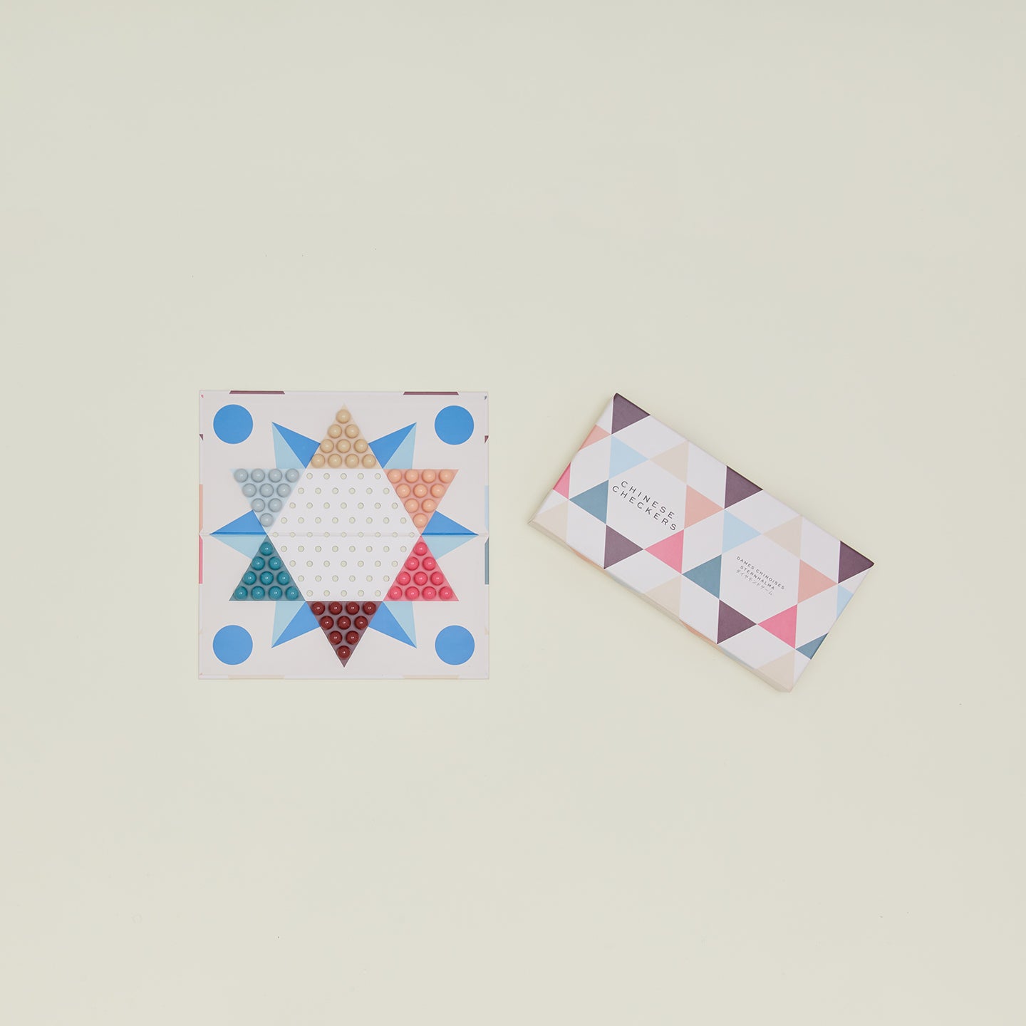 Play Chinese Checkers