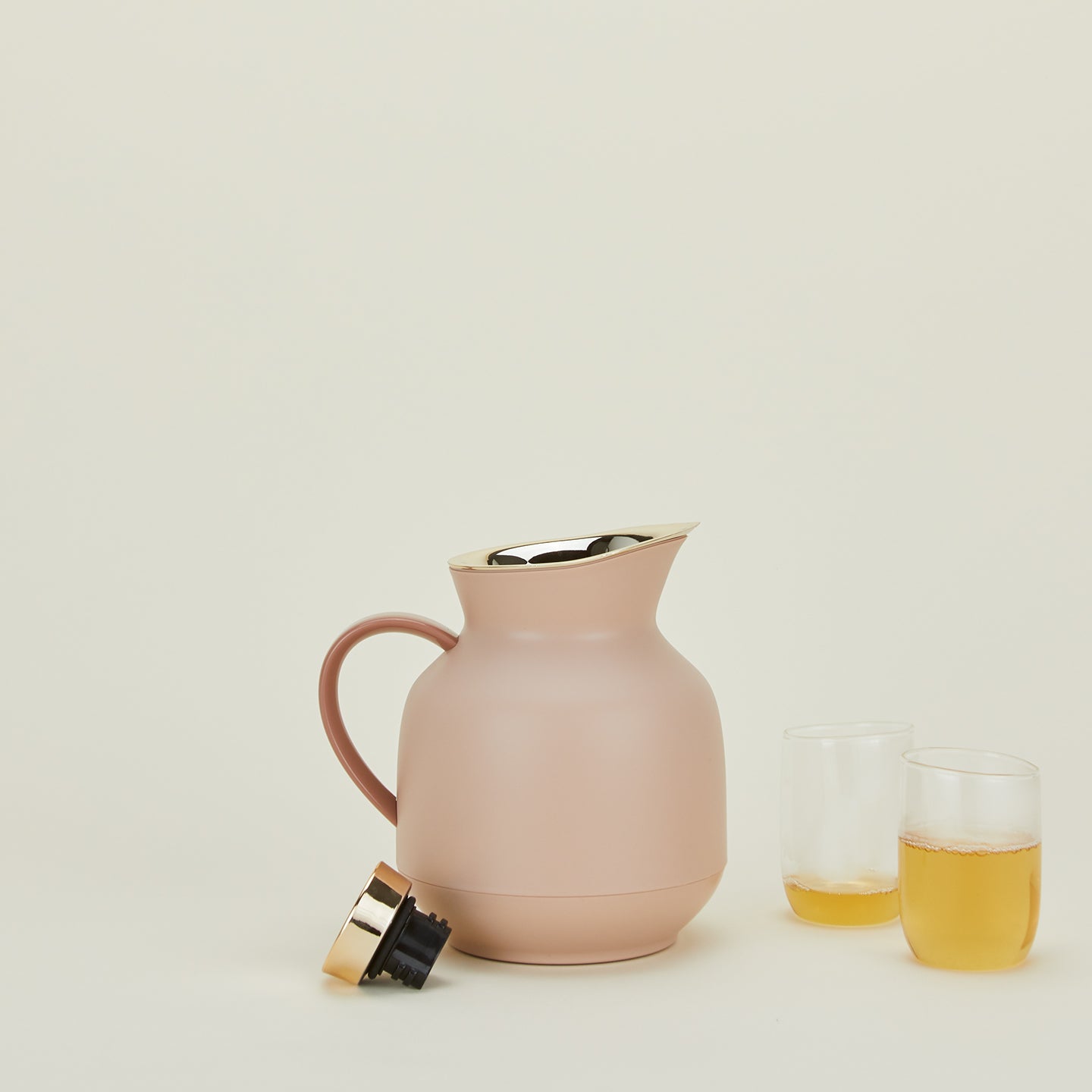Amphora Vacuum Tea Jug