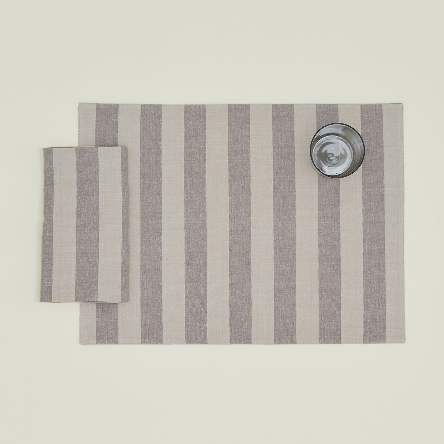 Essential Striped Dinner Napkin, Set of 4 - Light Grey/Dark Grey