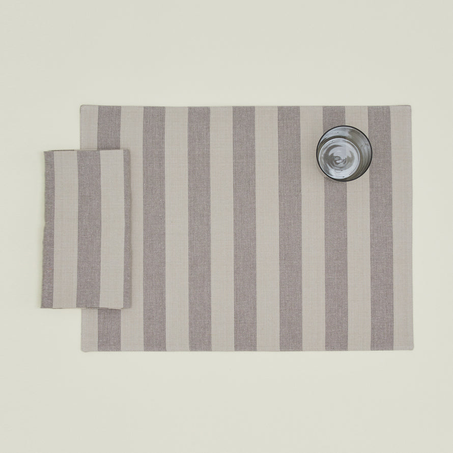 Essential Striped Placemat, Set of 4 - Light Grey/Dark Grey