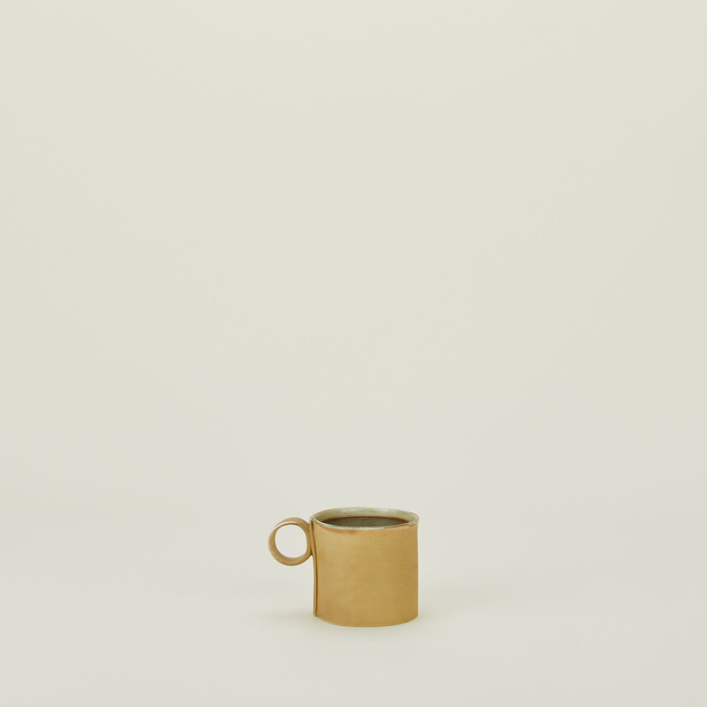 Loop Handled Mug - Ochre Gold