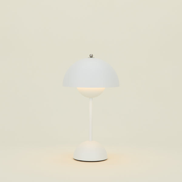 Flowerpot Portable Lamp - White – Hawkins New York