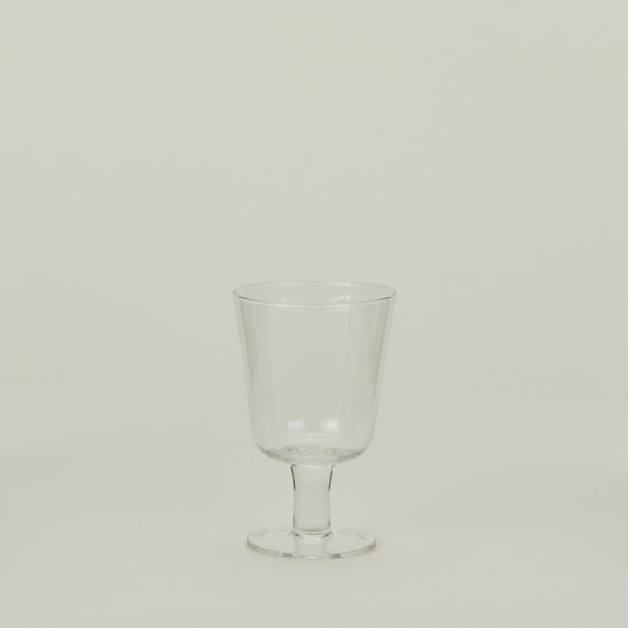 Stemmed Wine Glass in Clear.