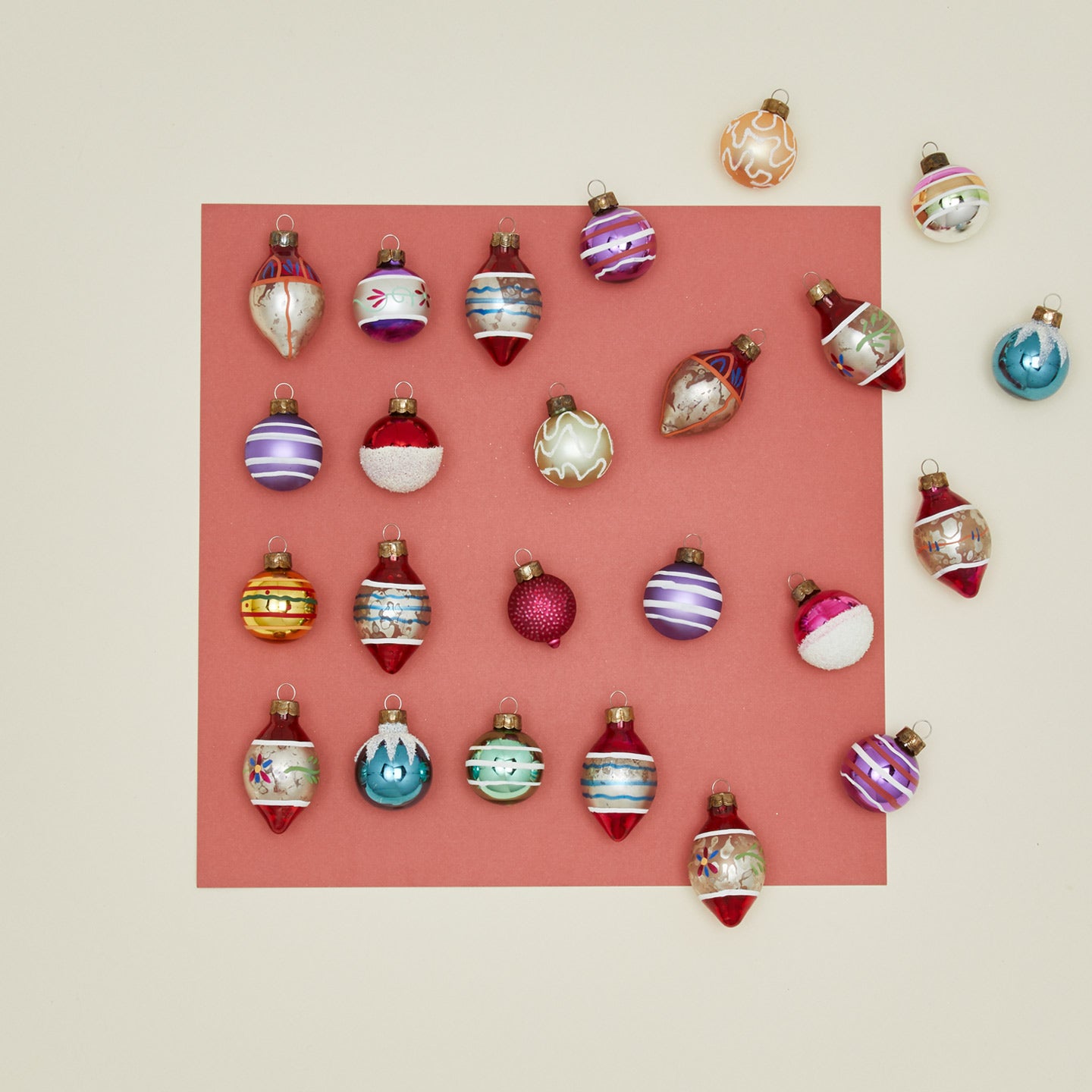 Heirloom Mix Ornament, Set of 24