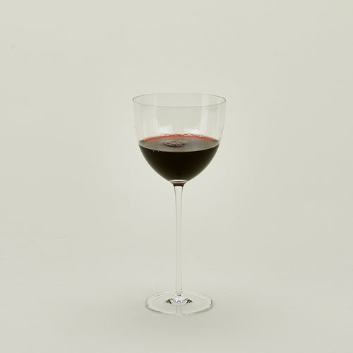 Crystalline wine glass with wine