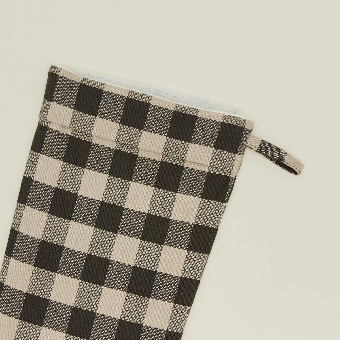 Detailed view of Essential Gingham Stocking - Light Grey/ Black