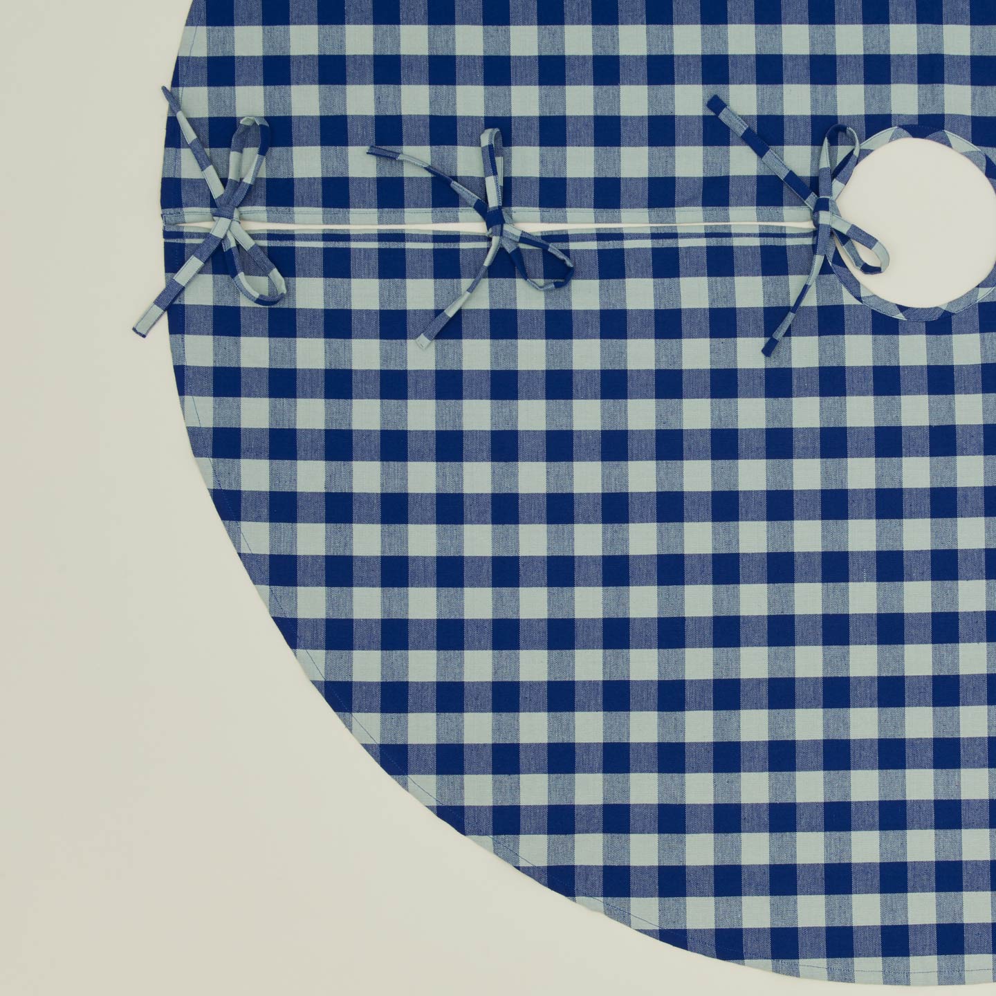 Essential GIngham Tree Skirt - Sky/Blue