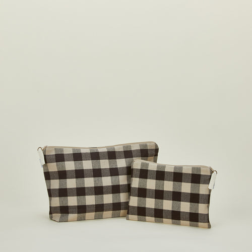 Essential gingham pouches in light grey and black