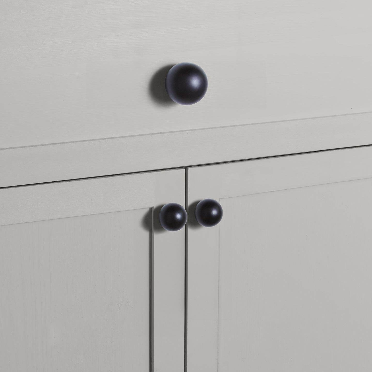 Essential Sphere Knob - Black 1.75" Essential Sphere Knob - Black 1.75"