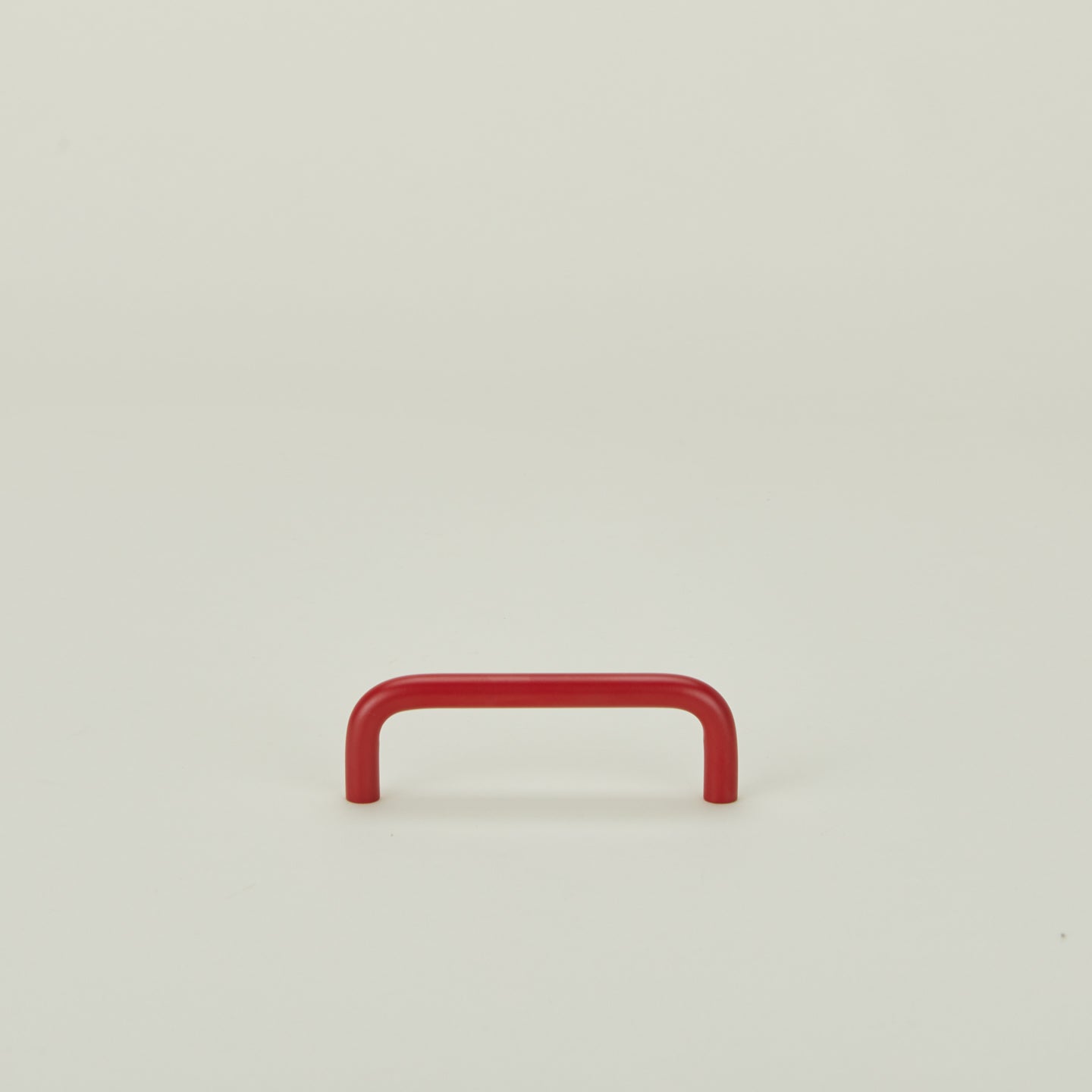 Small essential drawer pull