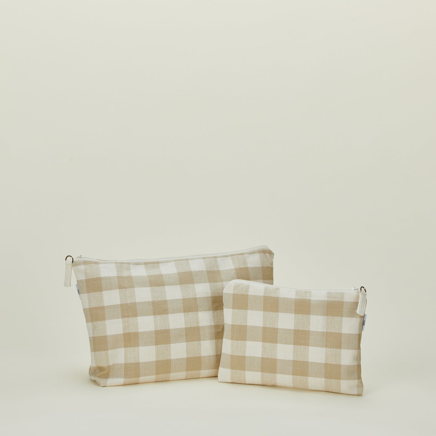 Essential gingham pouches in ivory and flax