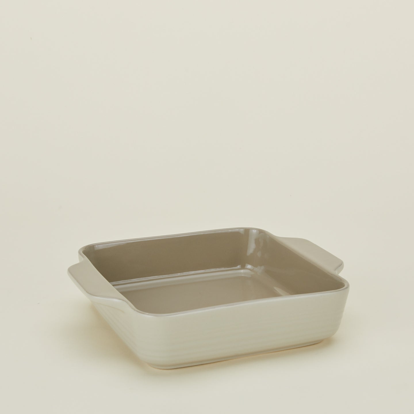 8" x 8" essential bakeware in light grey