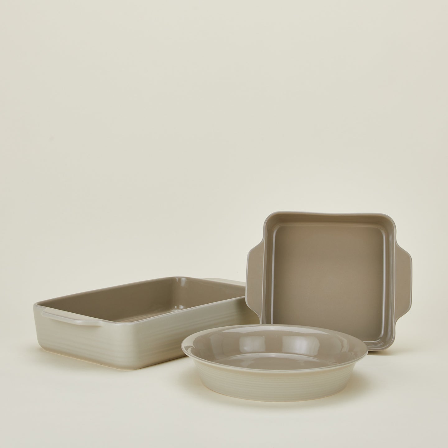 Essential Bakeware bundle in light grey with 8x8, 9x13, and pie dish