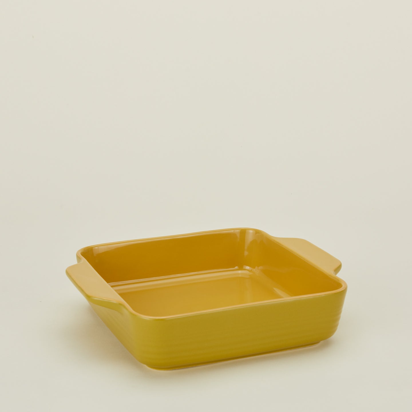 8" x 8" bakeware in mustard