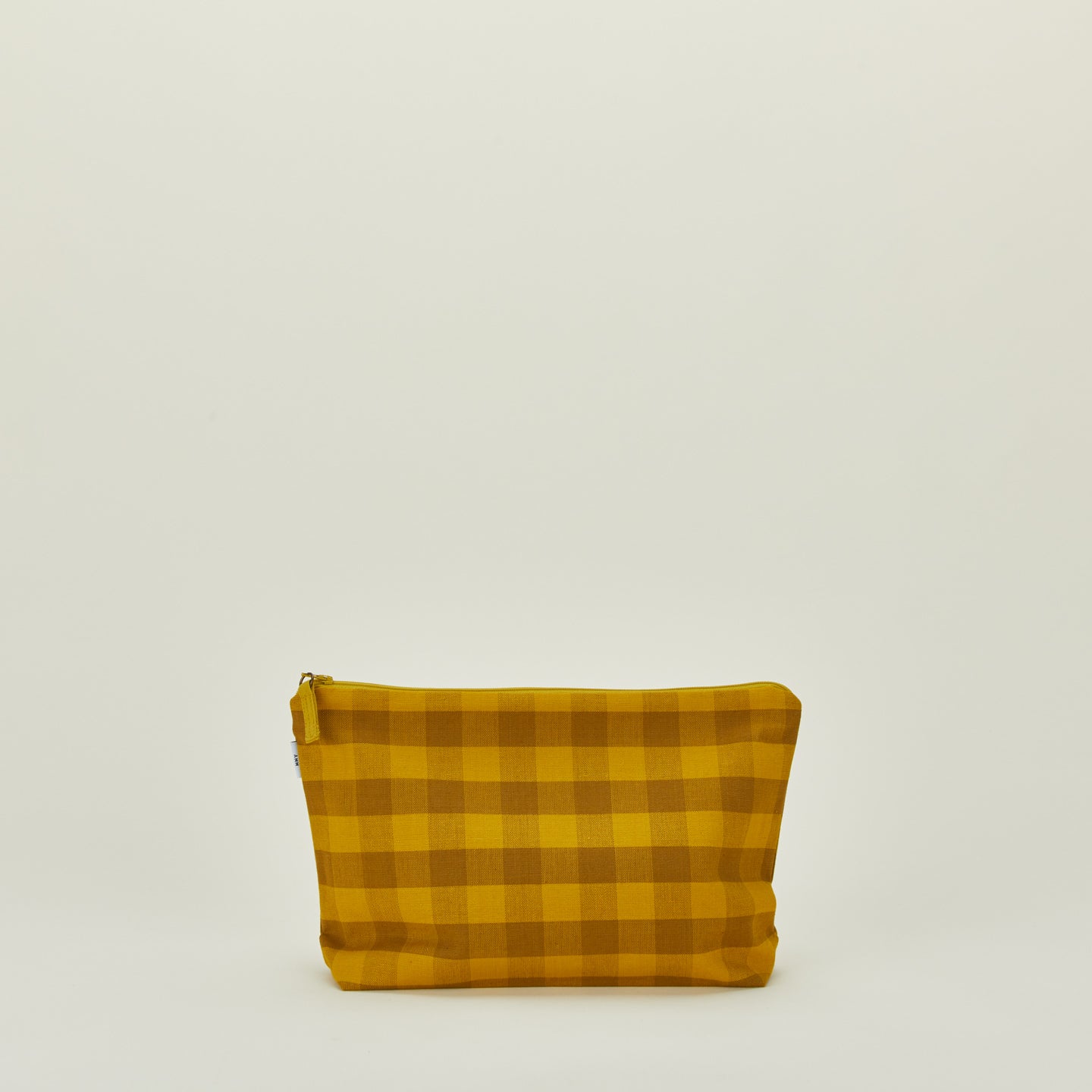 Large essential gingham pouch in mustard and bronze
