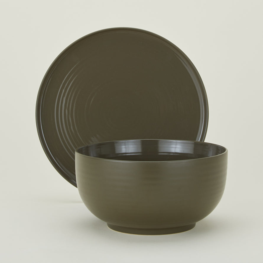 Essential Serving Bowl and Serving Platter in Olive.