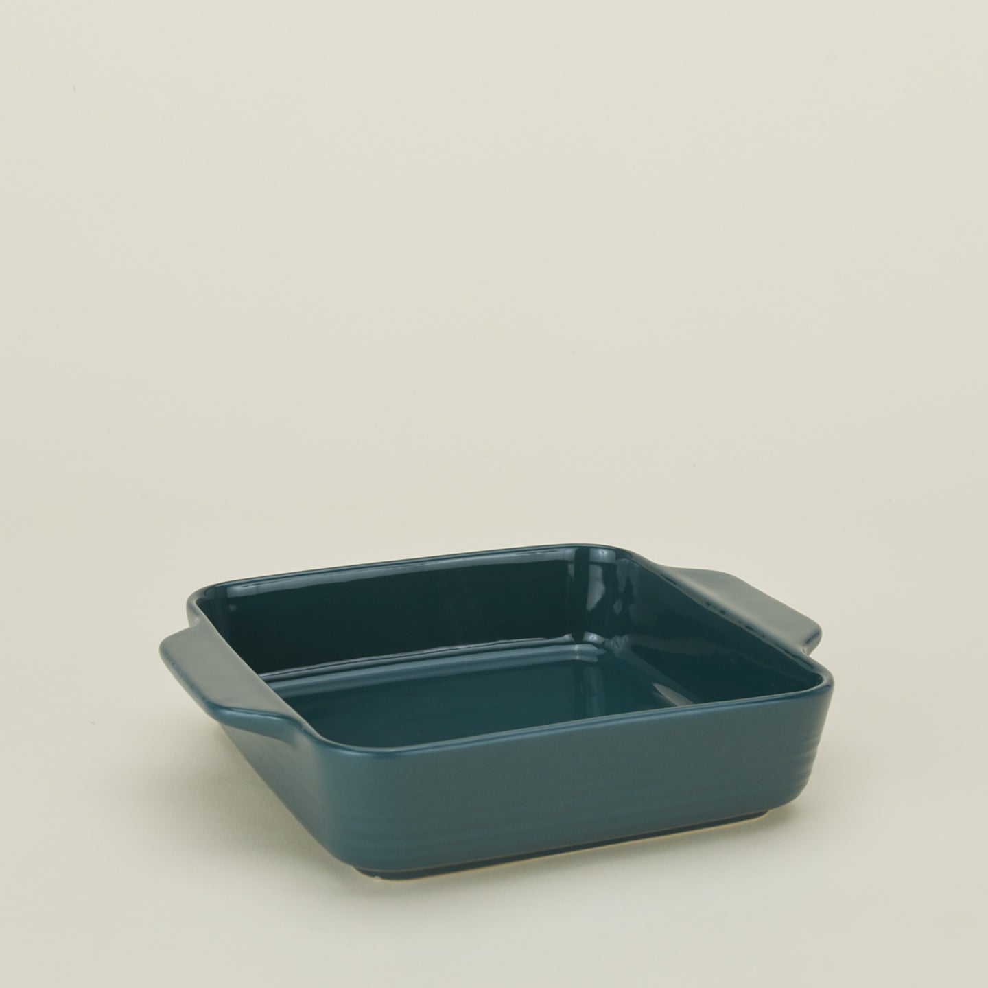 8" x 8" bakeware in peacock 