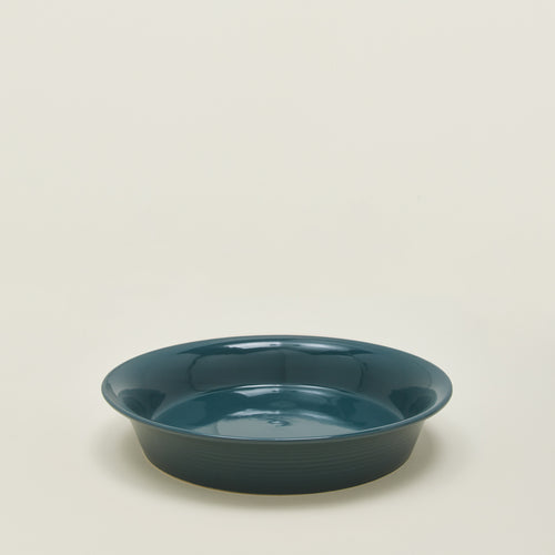 Essential pie dish in peacock