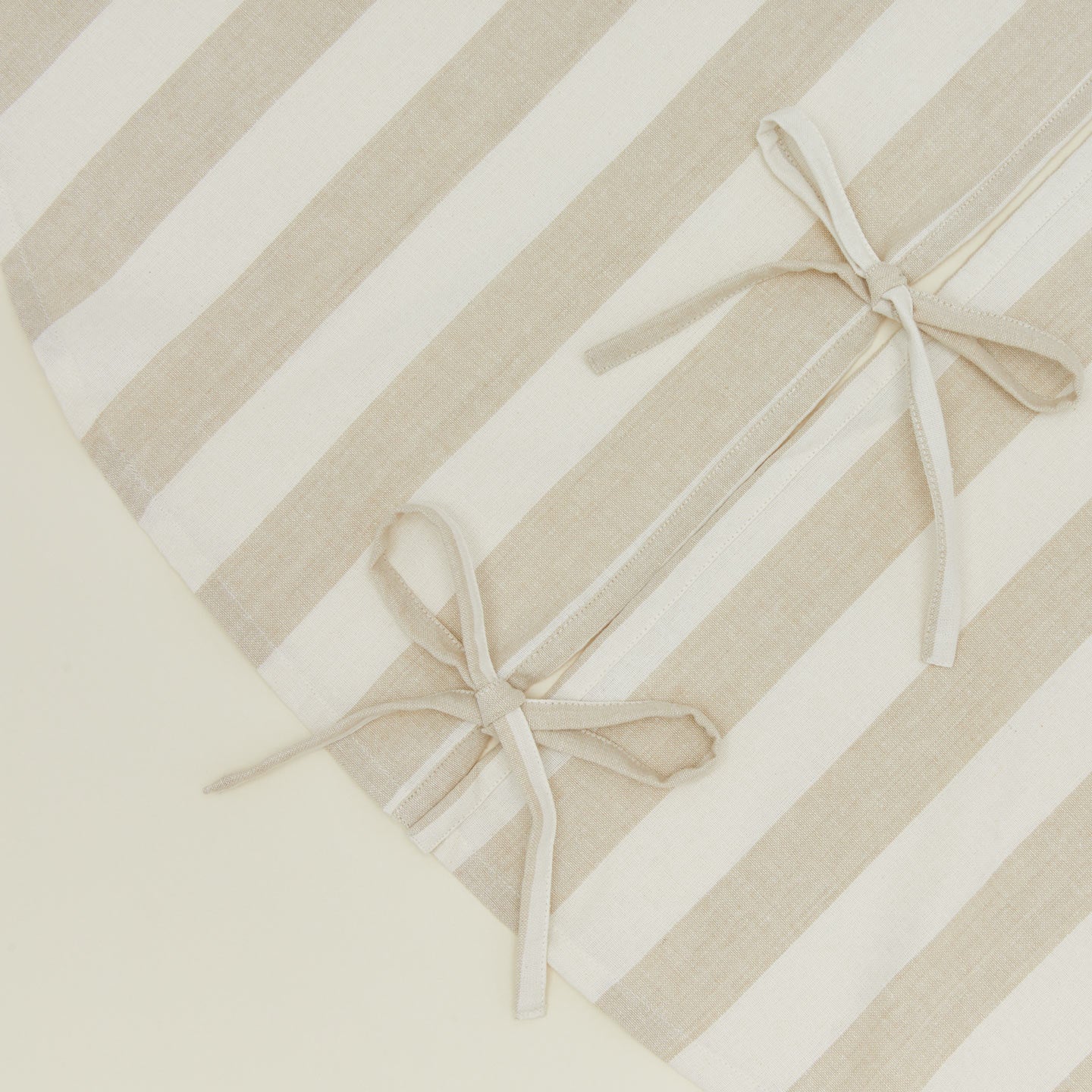 Detailed view of Essential Striped Tree Skirt - Ivory/Flax
