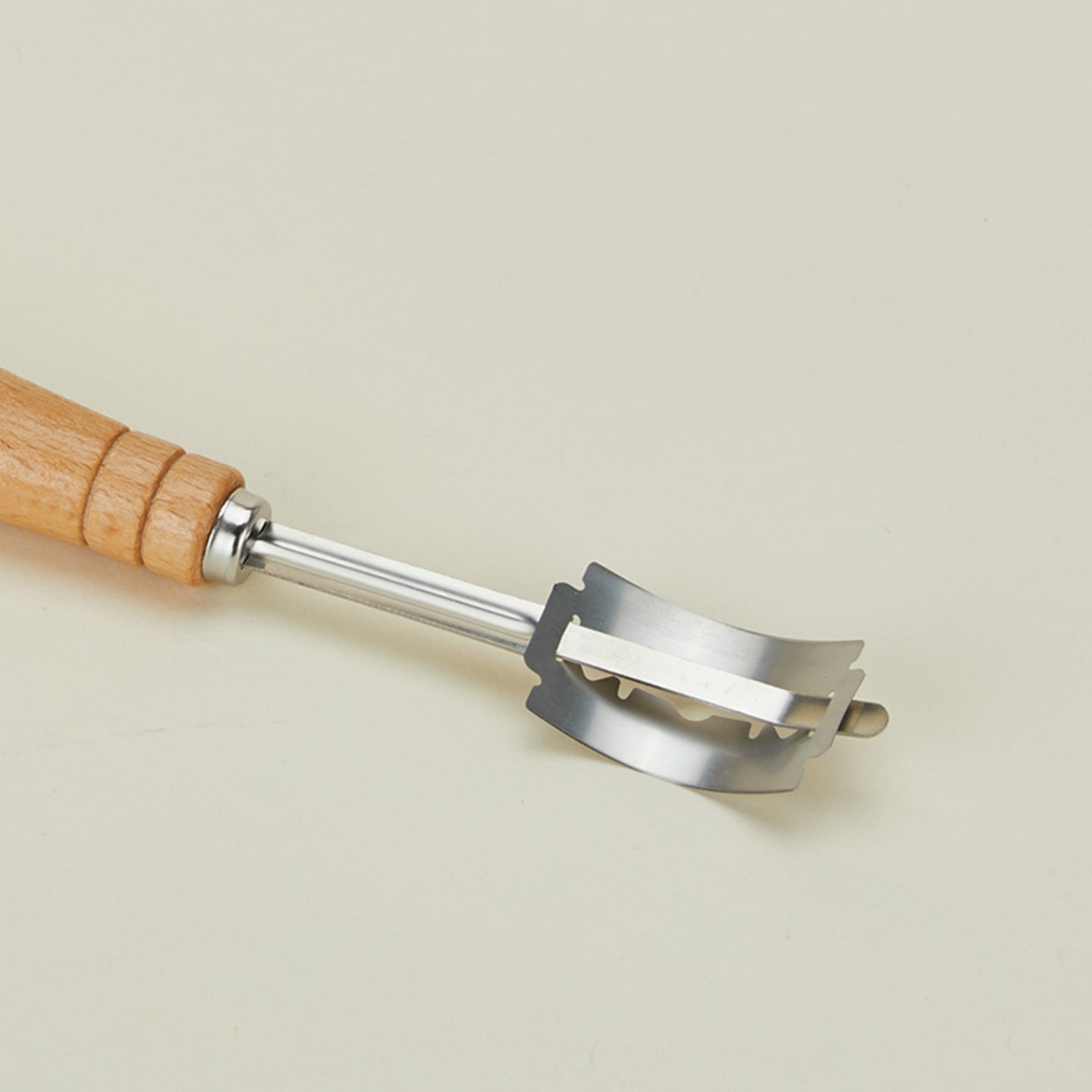 Detailed view of Frieling bread lame