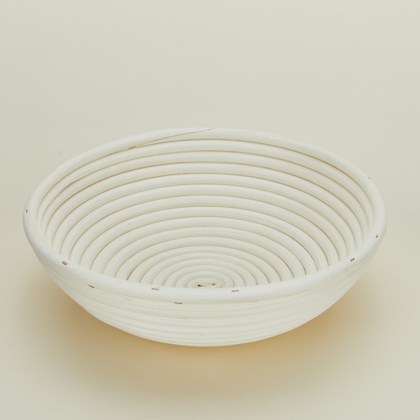 Detailed view of Frieling round proofing basket.