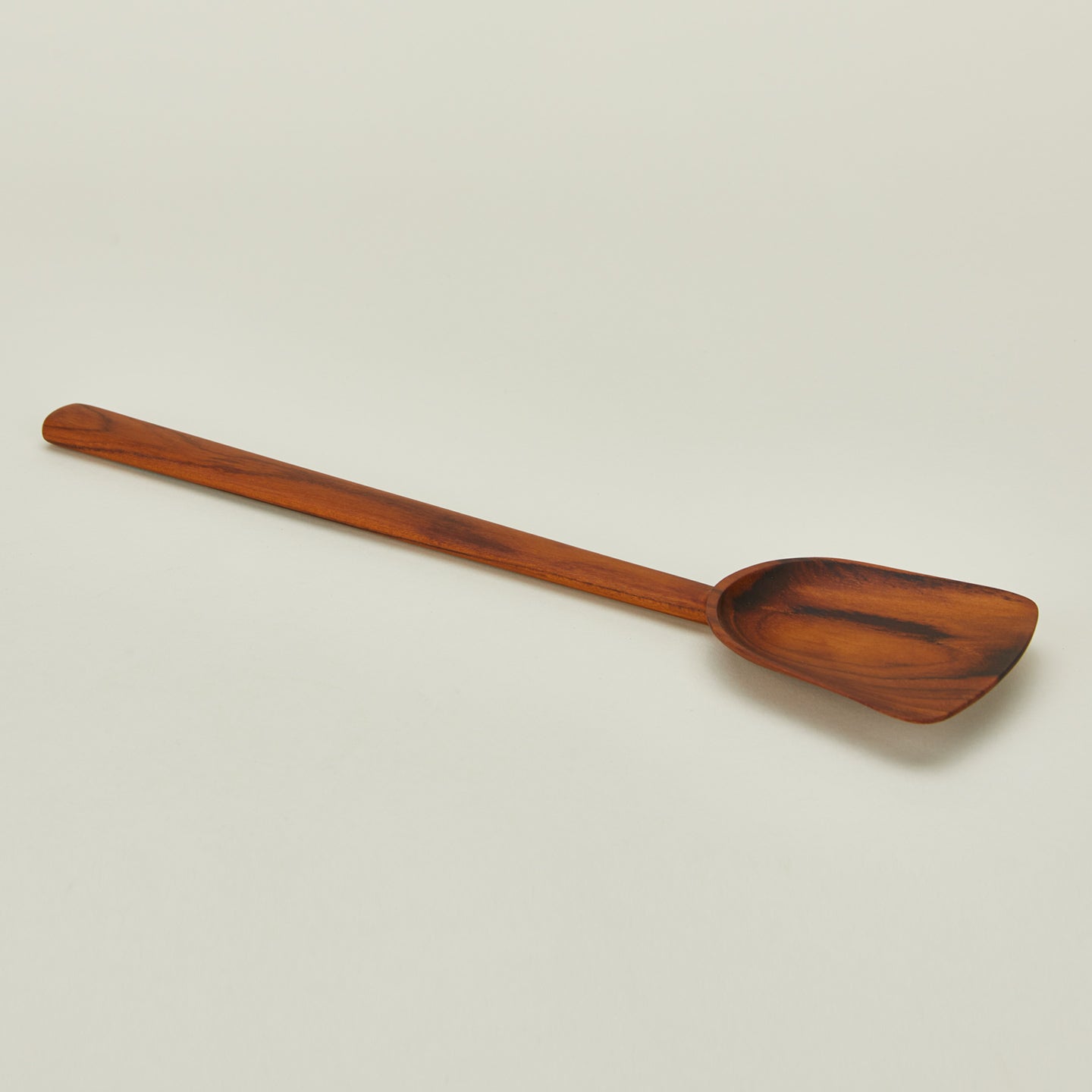 Detailed view of Teak Scoop